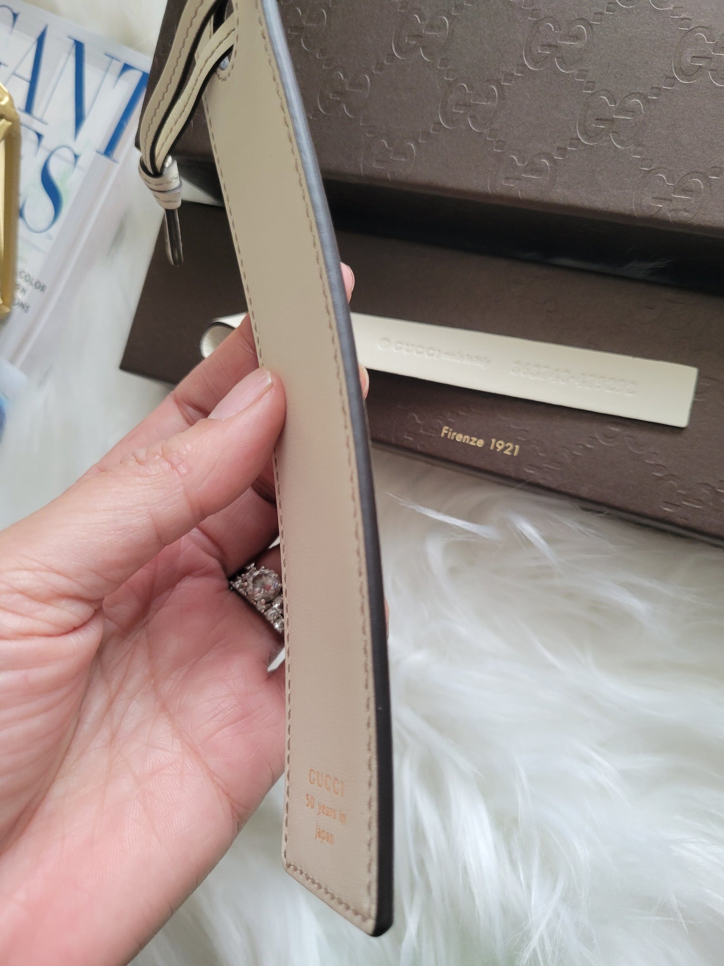 Rare BRAND NEW Gucci Leather Bookmark