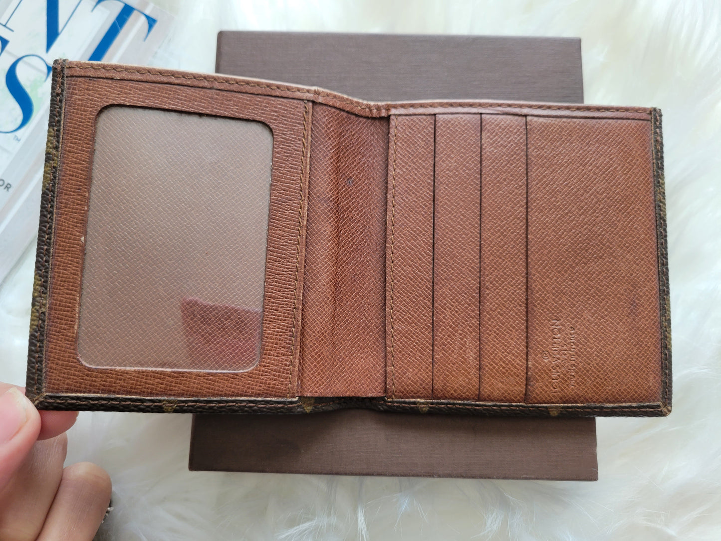 Louis Vuitton Monogram Men's Slim Compact Wallet