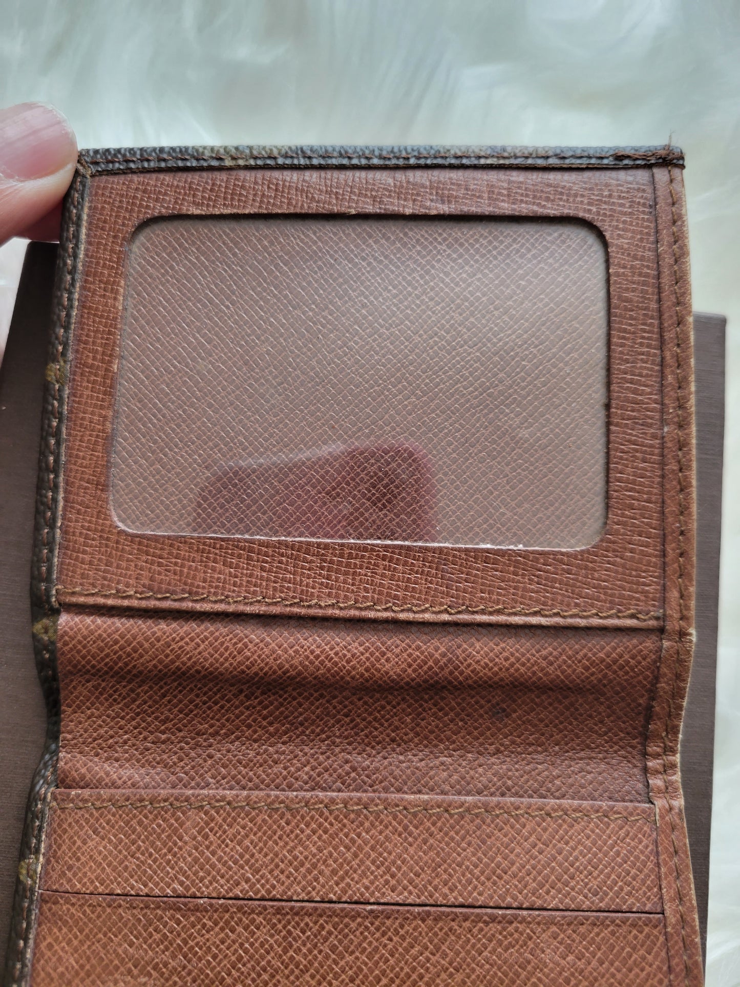 Louis Vuitton Monogram Men's Slim Compact Wallet