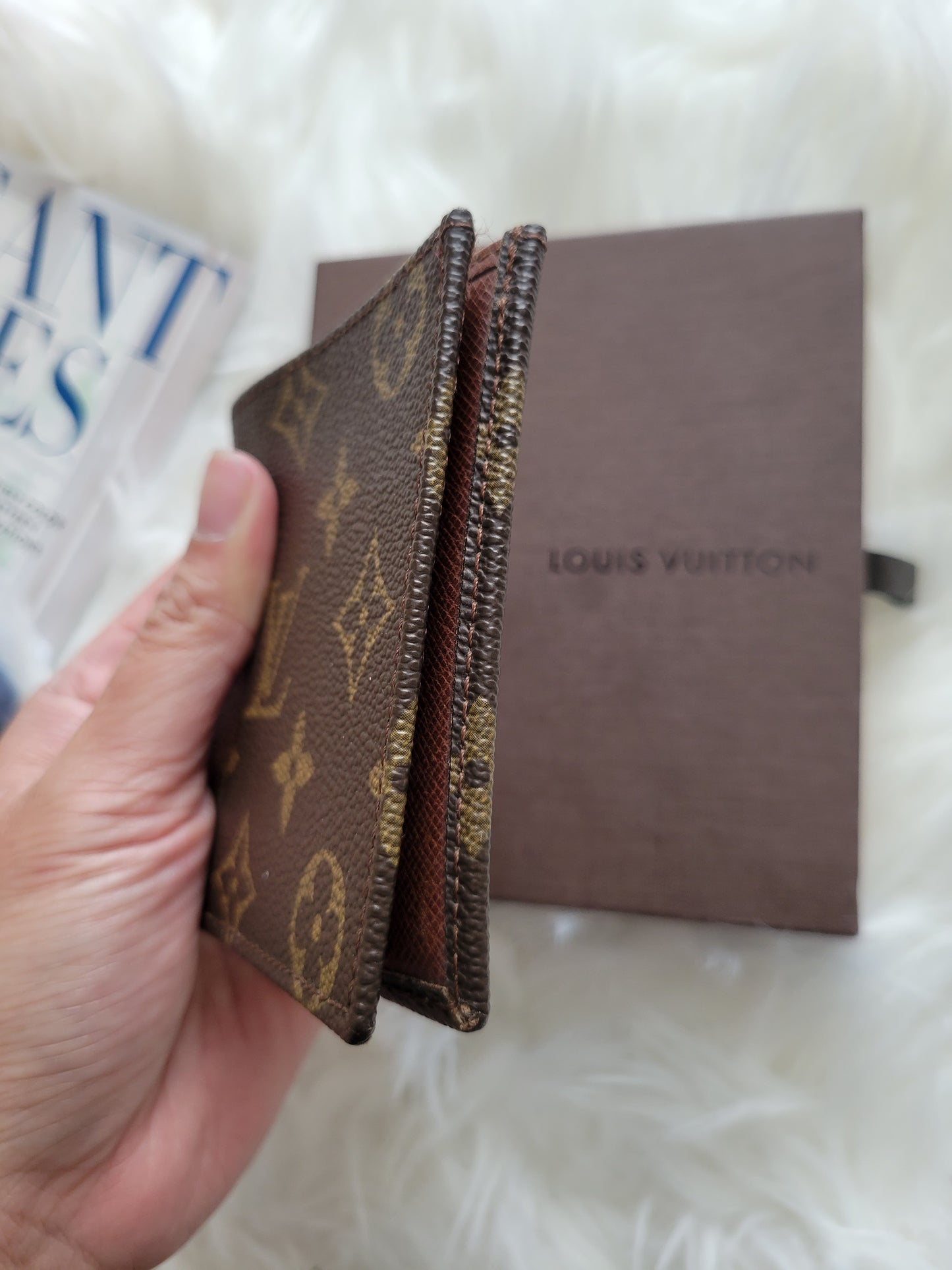 Louis Vuitton Monogram Men's Slim Compact Wallet