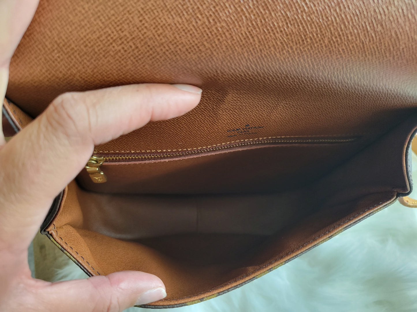 Louis Vuitton St. Cloud GM Crossbody Bag