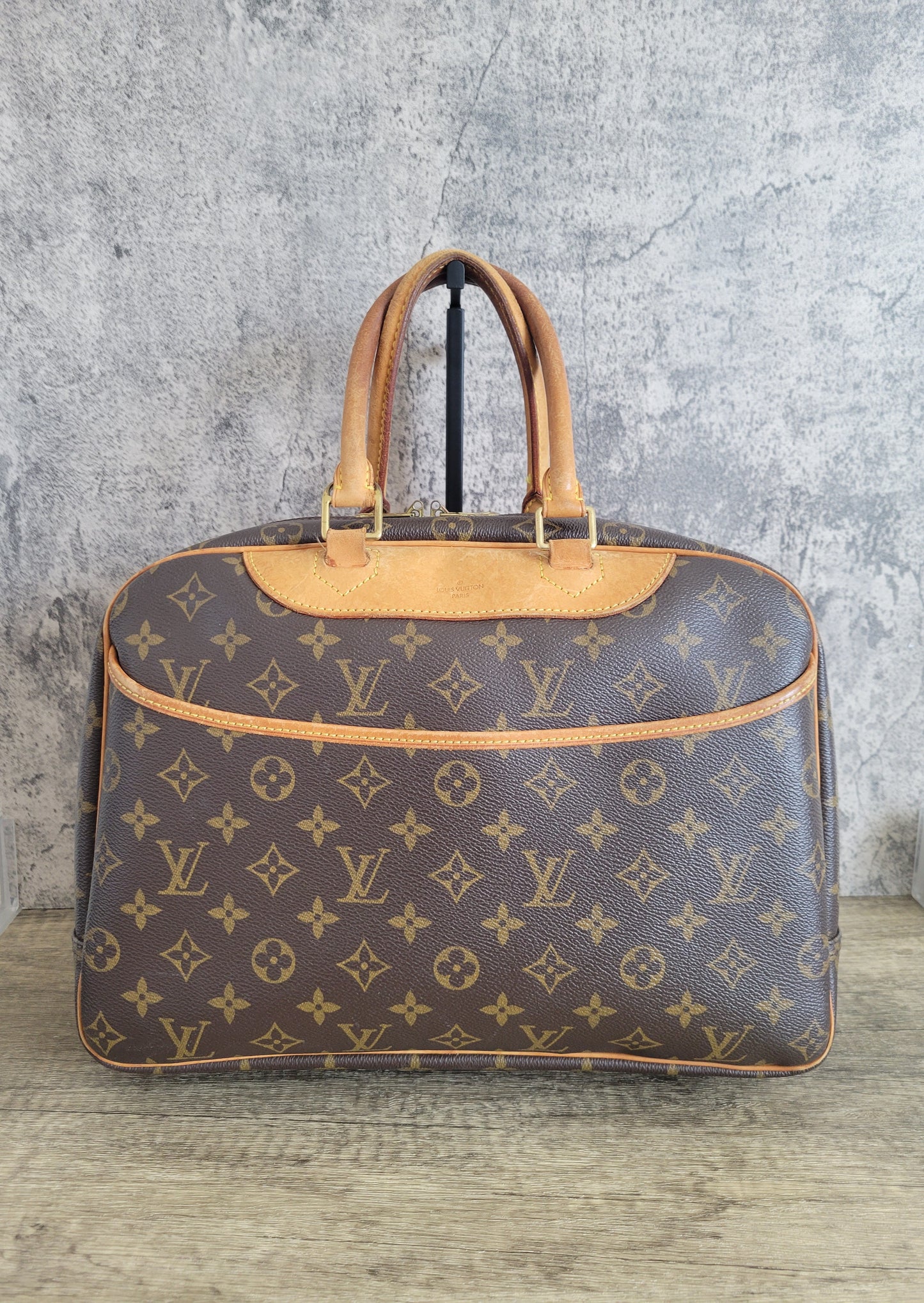 Louis Vuitton Deauville Handbag