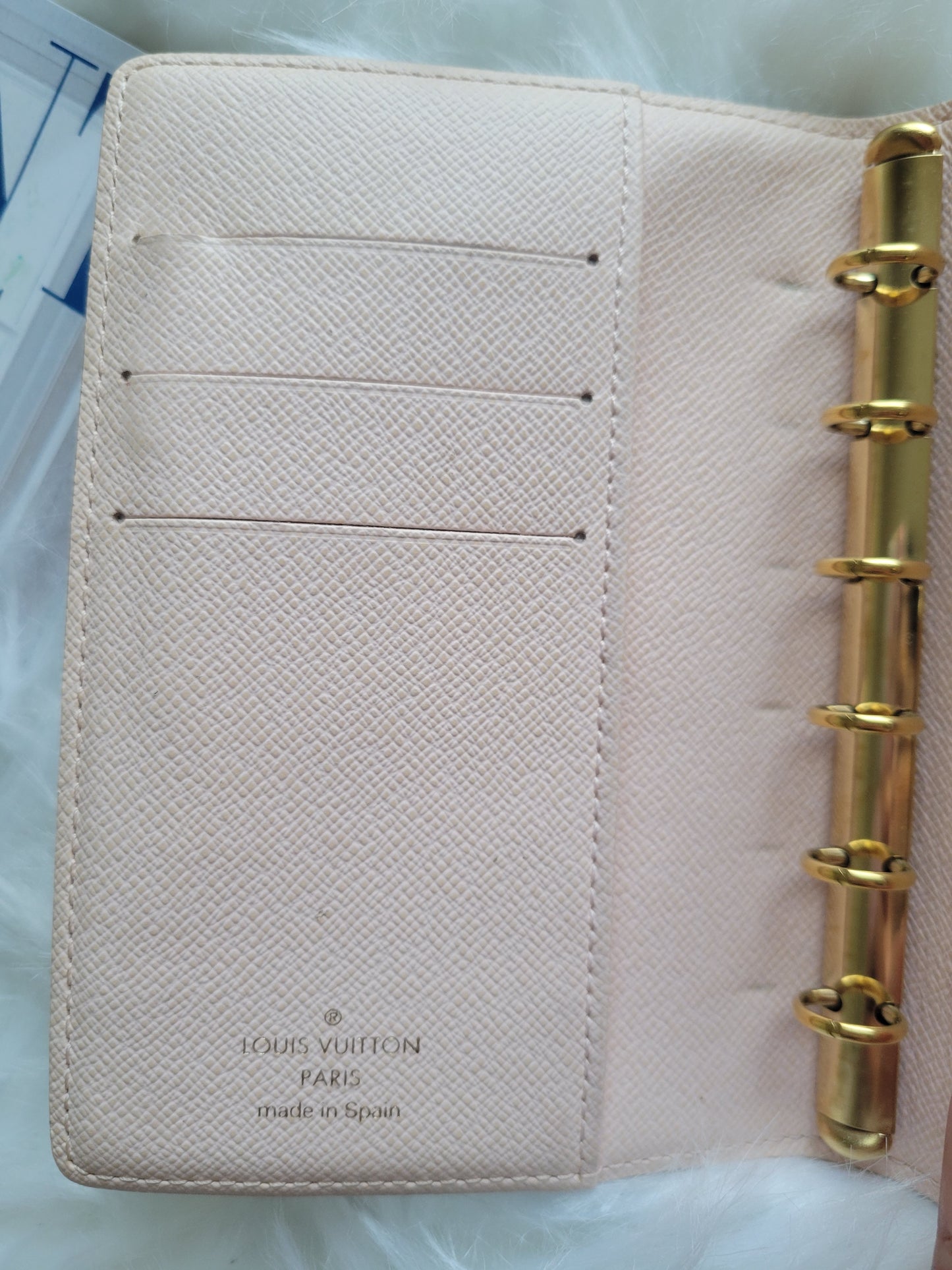 RARE Louis Vuitton Koala Pink Monogram Small Ring Agenda PM Passport Wallet