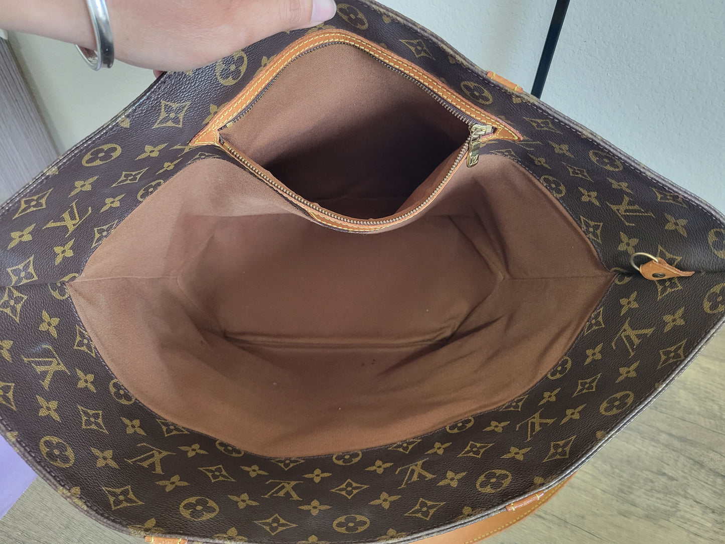 Louis Vuitton Sac Shopping MM Monogram Canvas Tote Bag