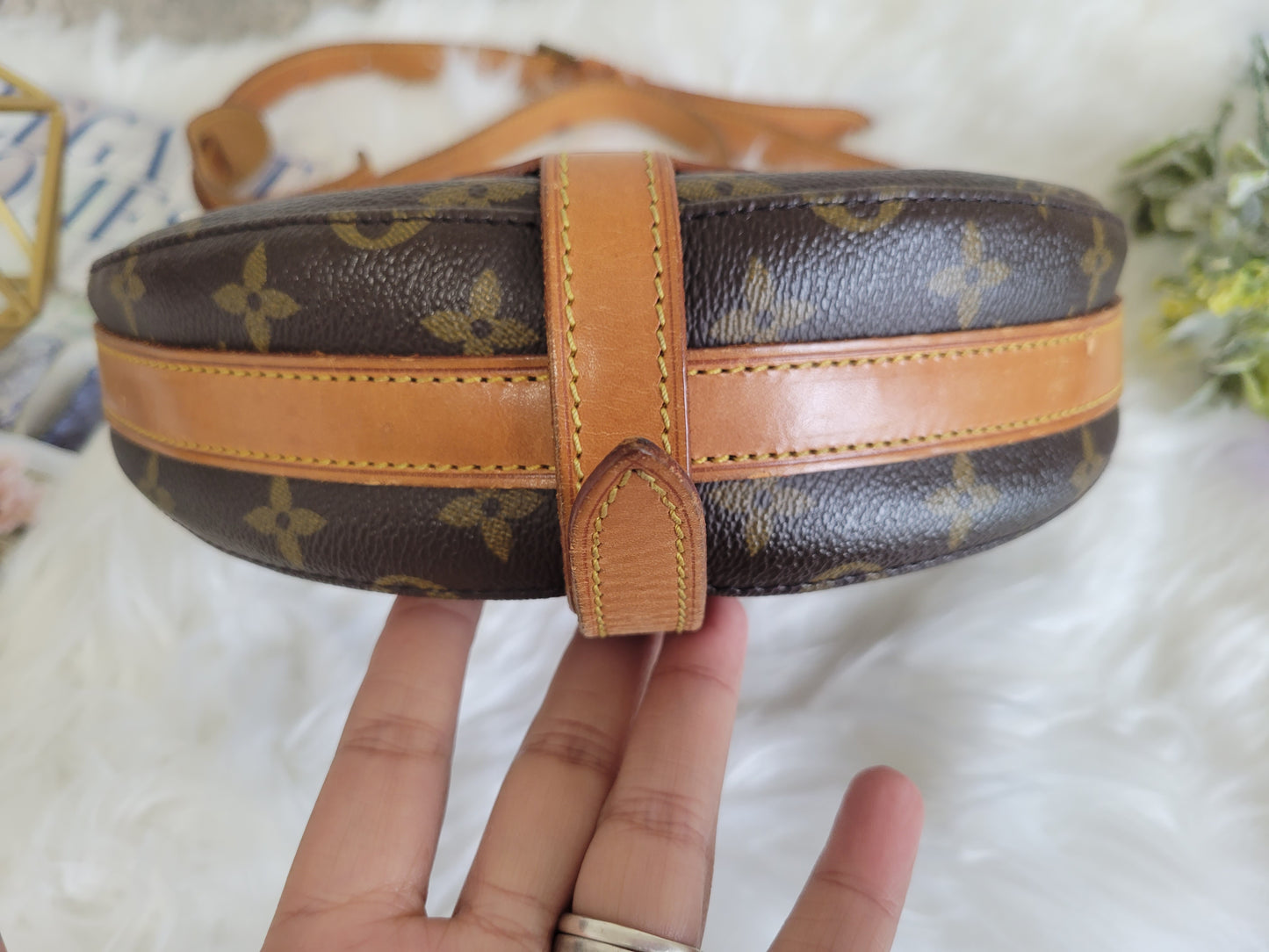Louis Vuitton Chantilly GM Crossbody Bag