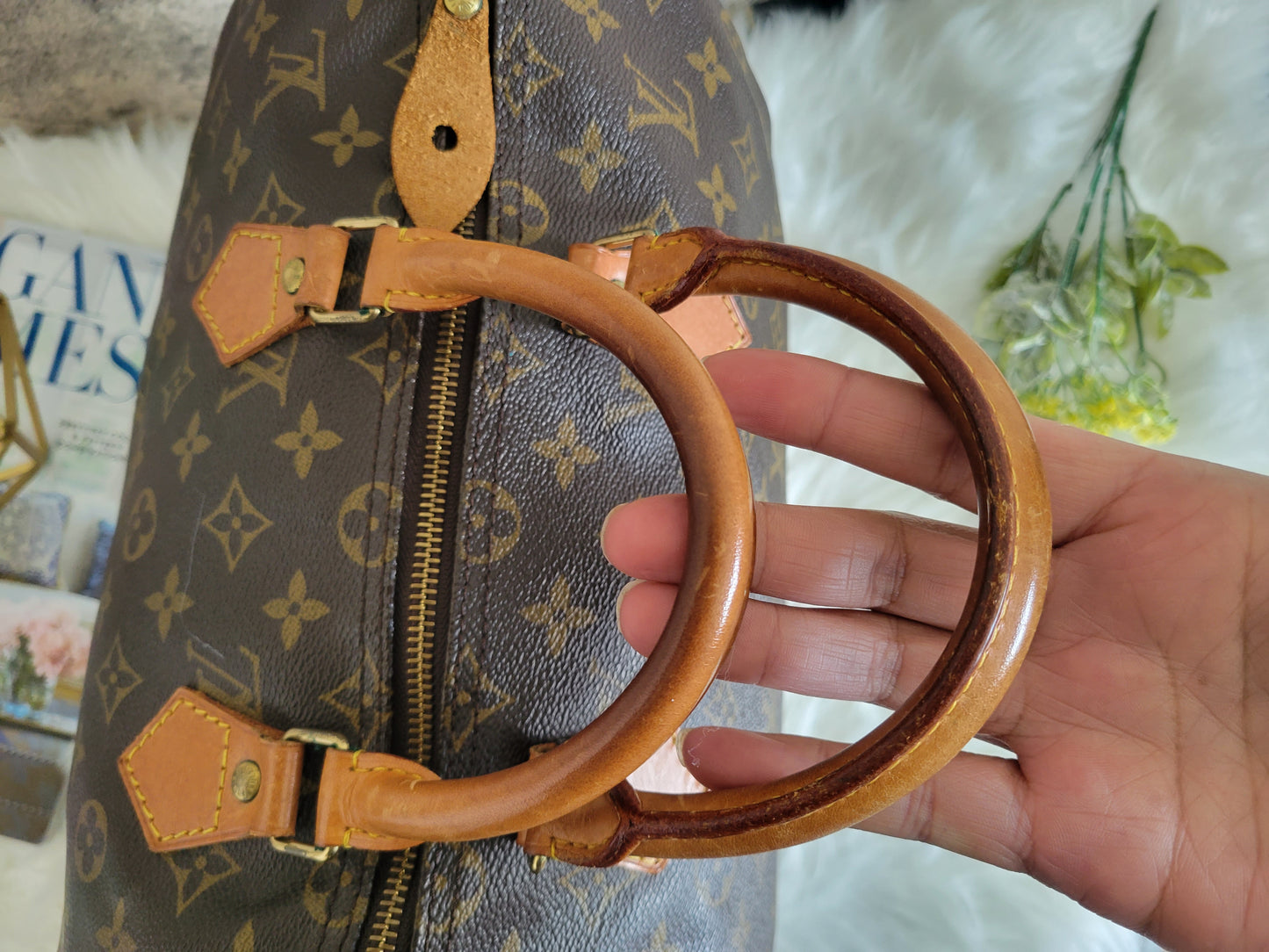 Louis Vuitton Monogram Speedy 35