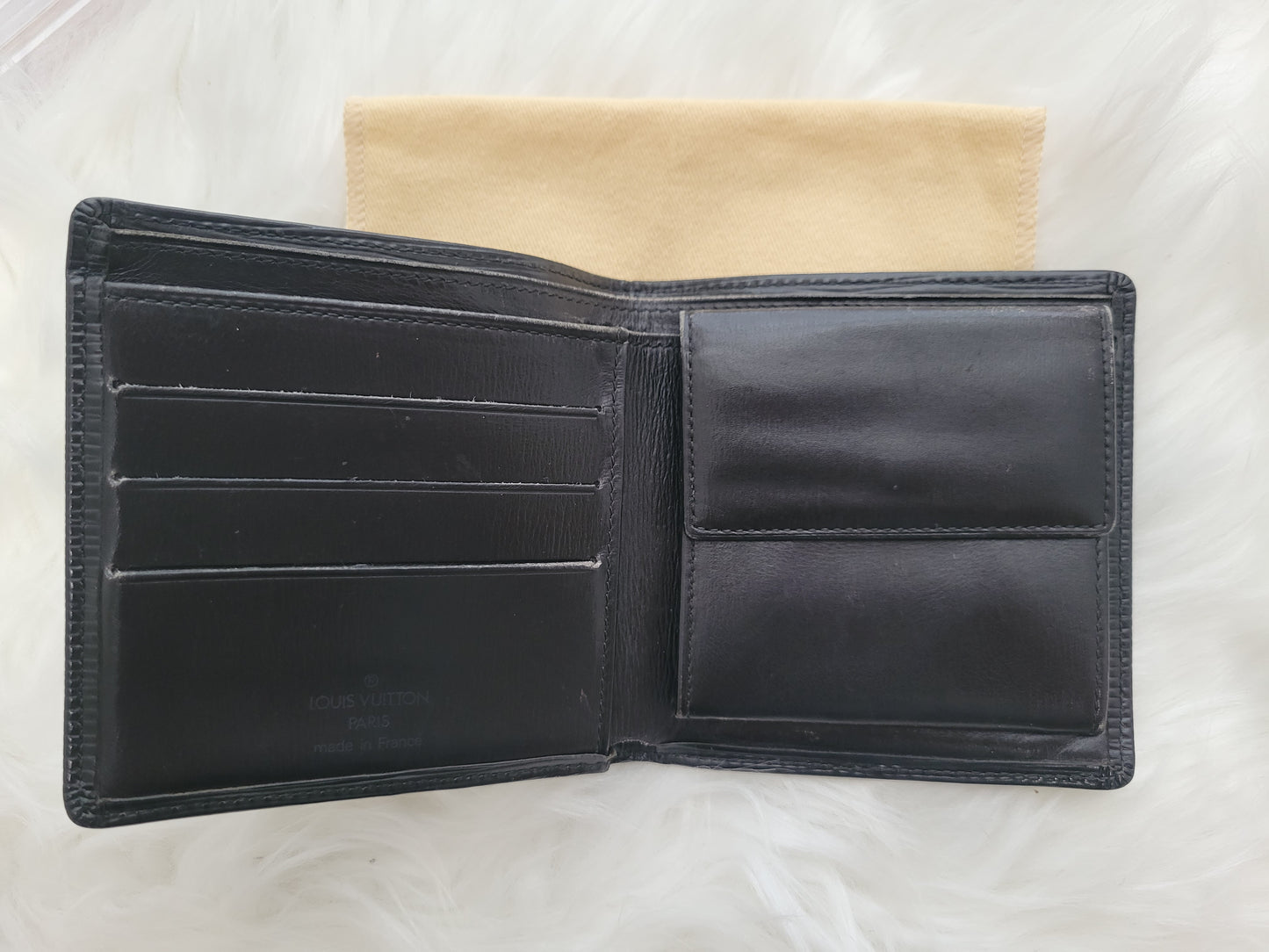 Louis Vuitton Men's Epi Portefeuille Marco Leather Bifold Wallet