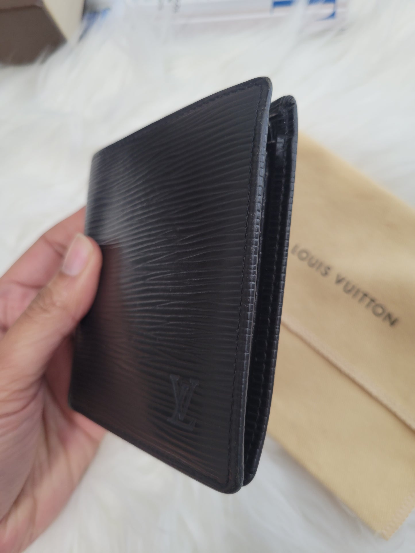 Louis Vuitton Men's Epi Portefeuille Marco Leather Bifold Wallet