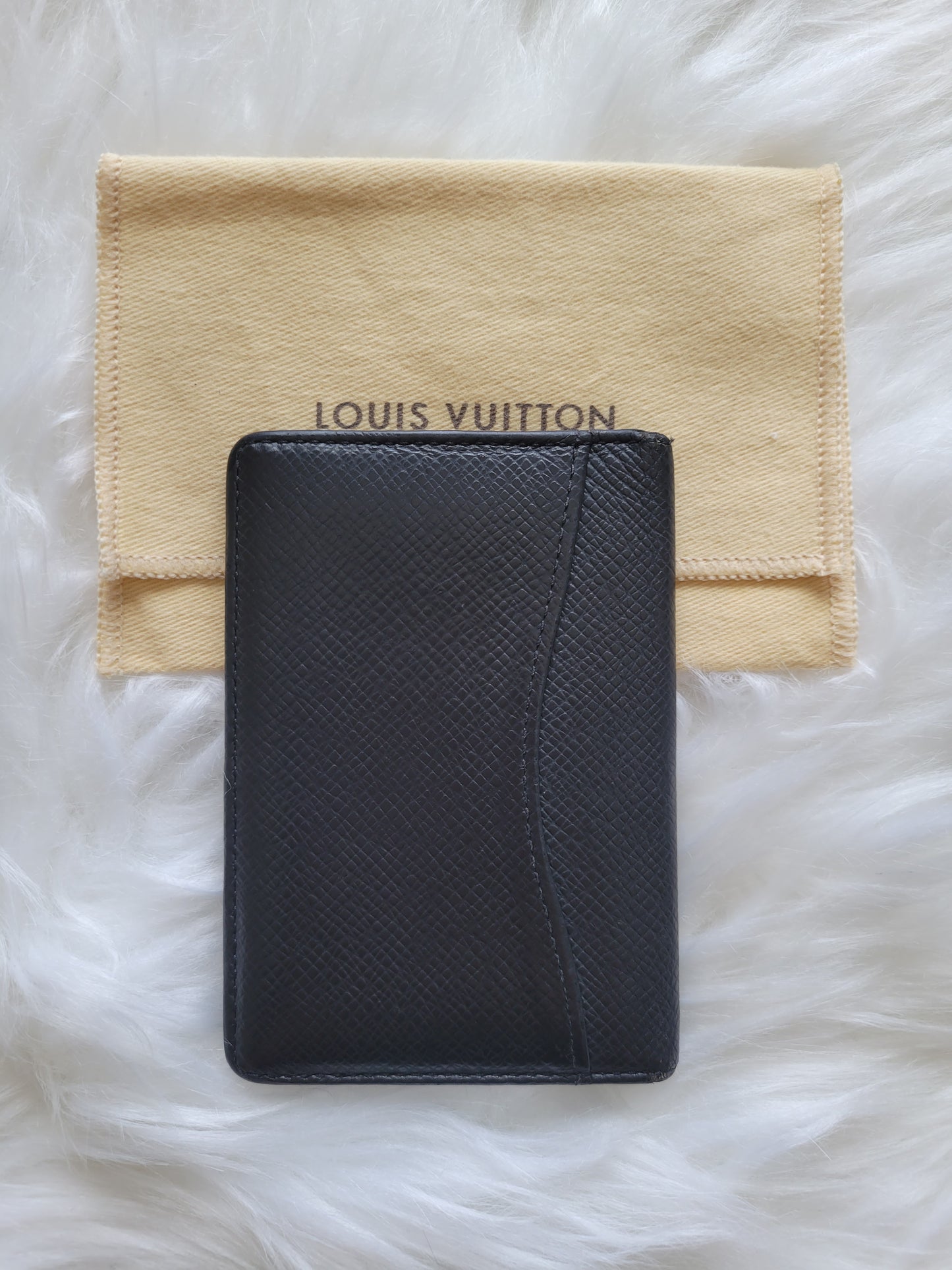 Louis Vuitton Taiga Leather Pocket Organizer
