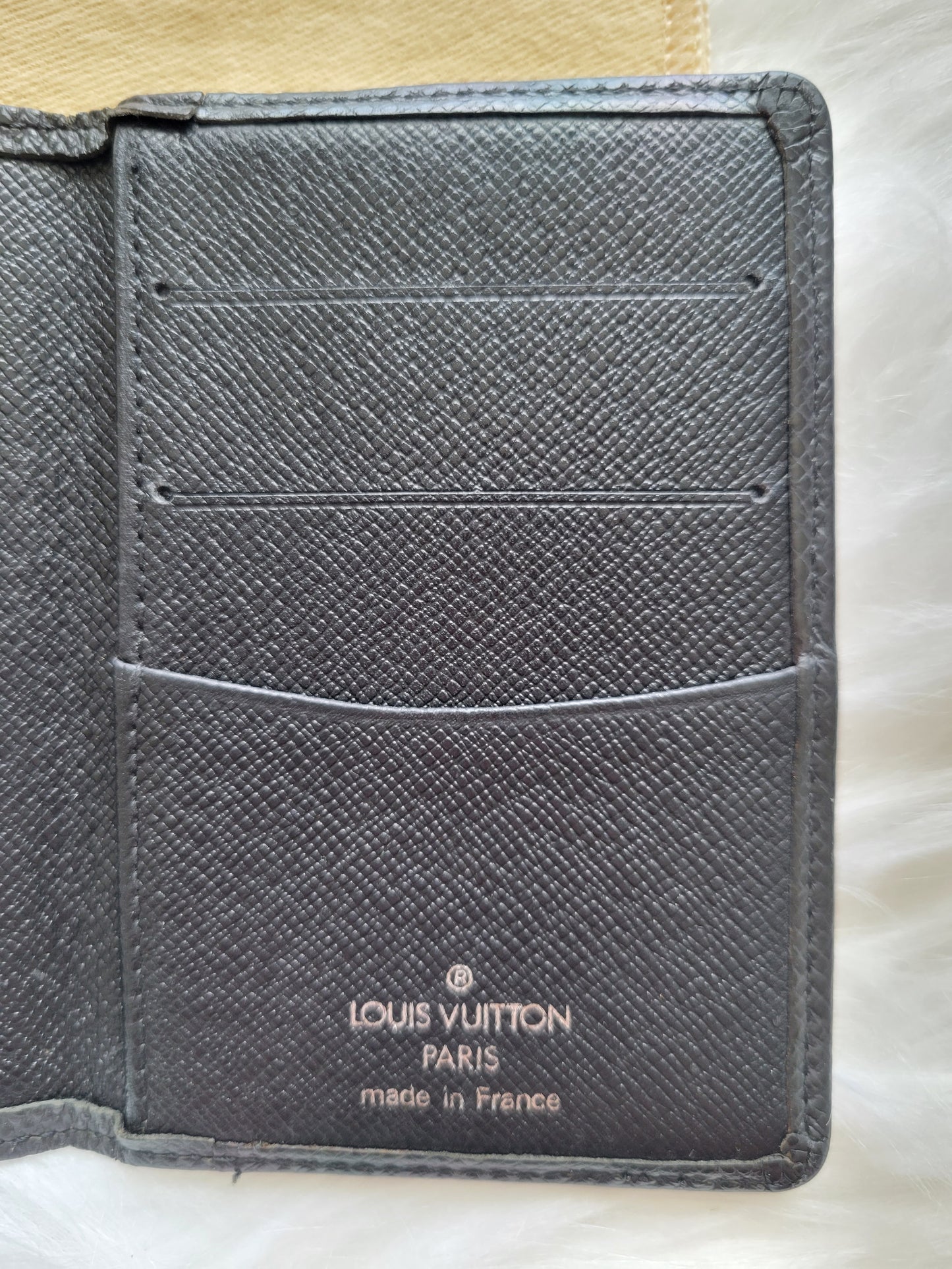 Louis Vuitton Taiga Leather Pocket Organizer