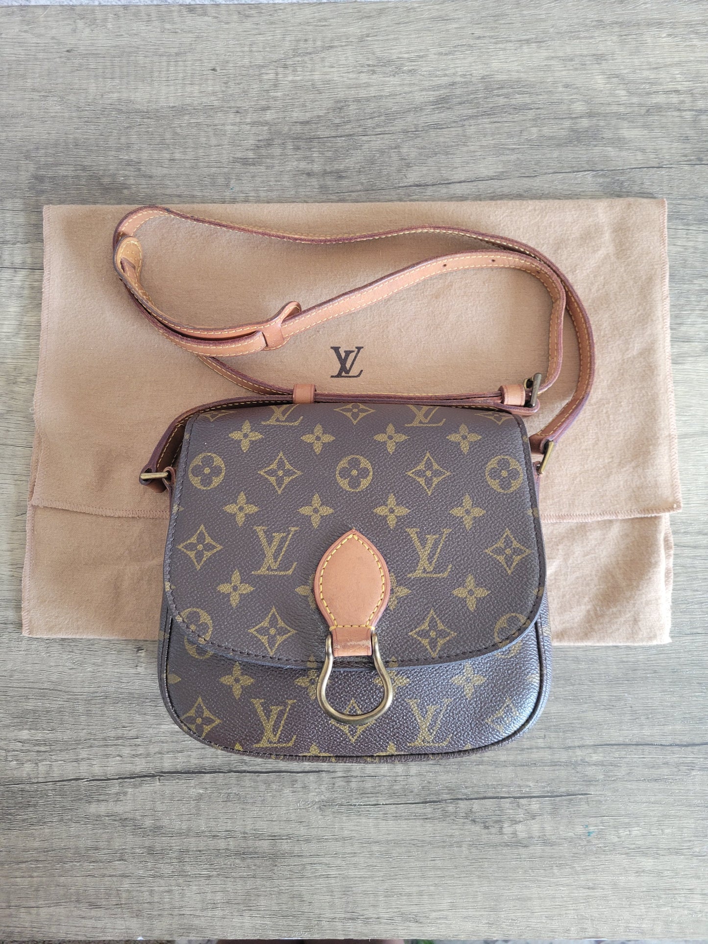 Louis Vuitton St Cloud MM Crossbody Shoulder Bag