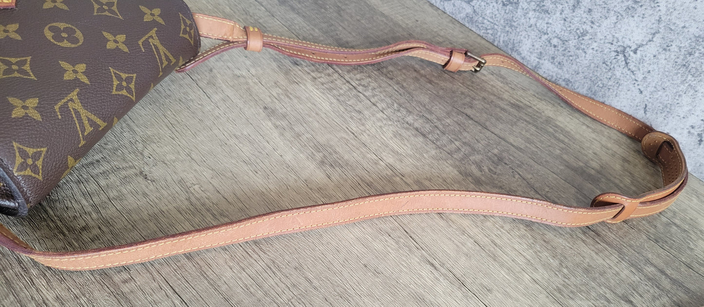 Louis Vuitton St Cloud MM Crossbody Shoulder Bag