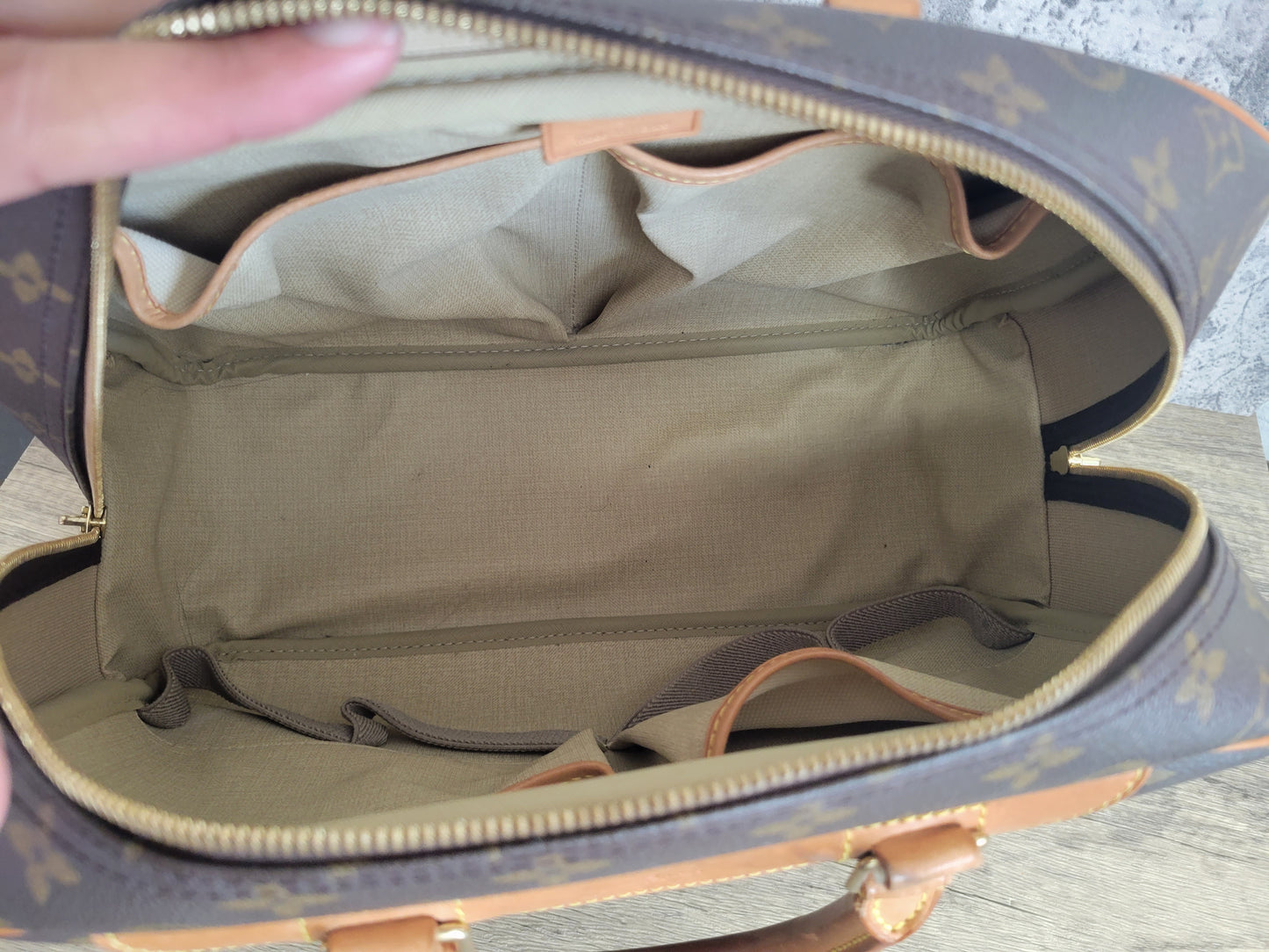 Louis Vuitton Monogram Deauville Handbag