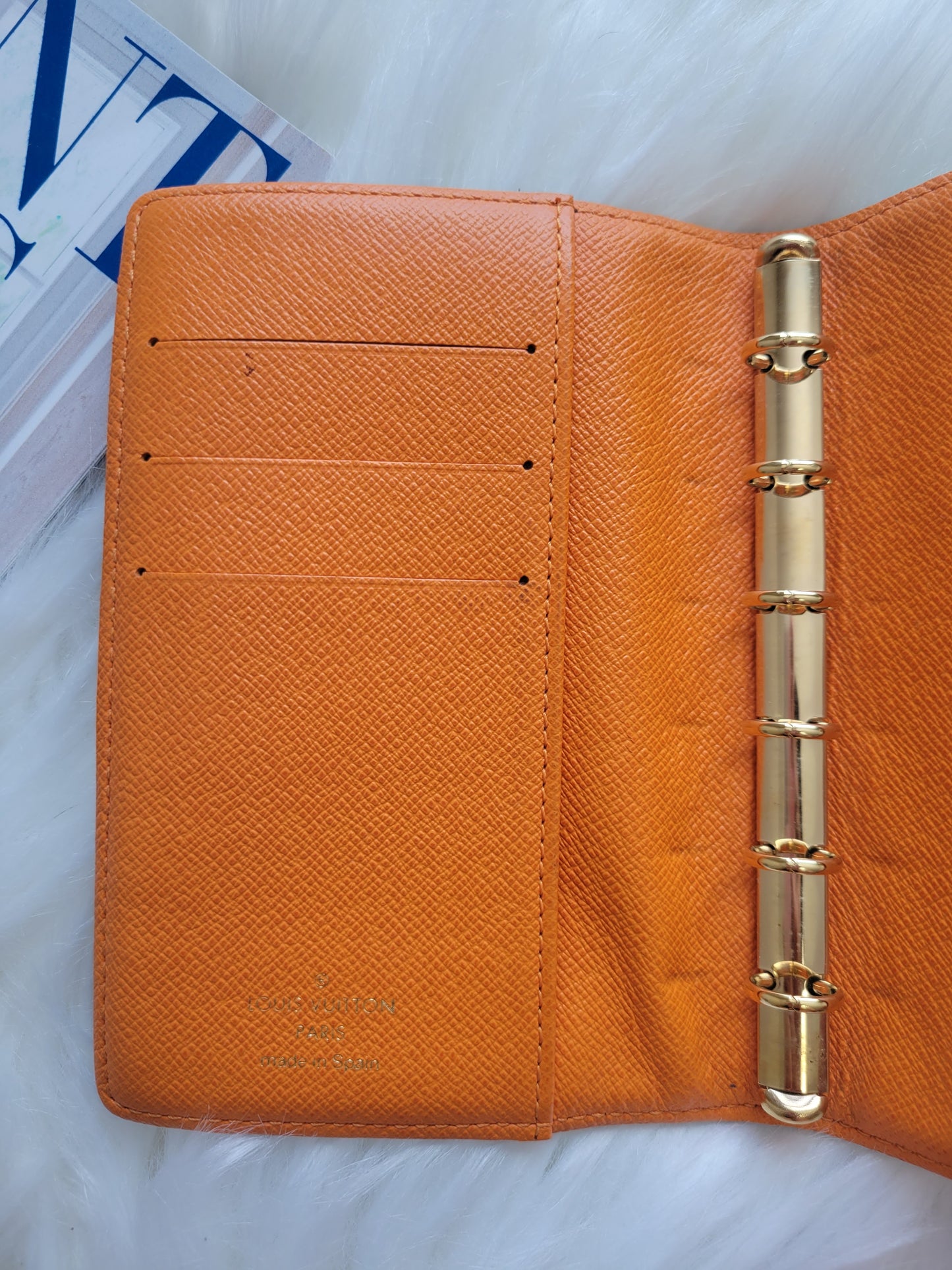 RARE Louis Vuitton Koala Orange Monogram Small Ring Agenda PM Passport Wallet