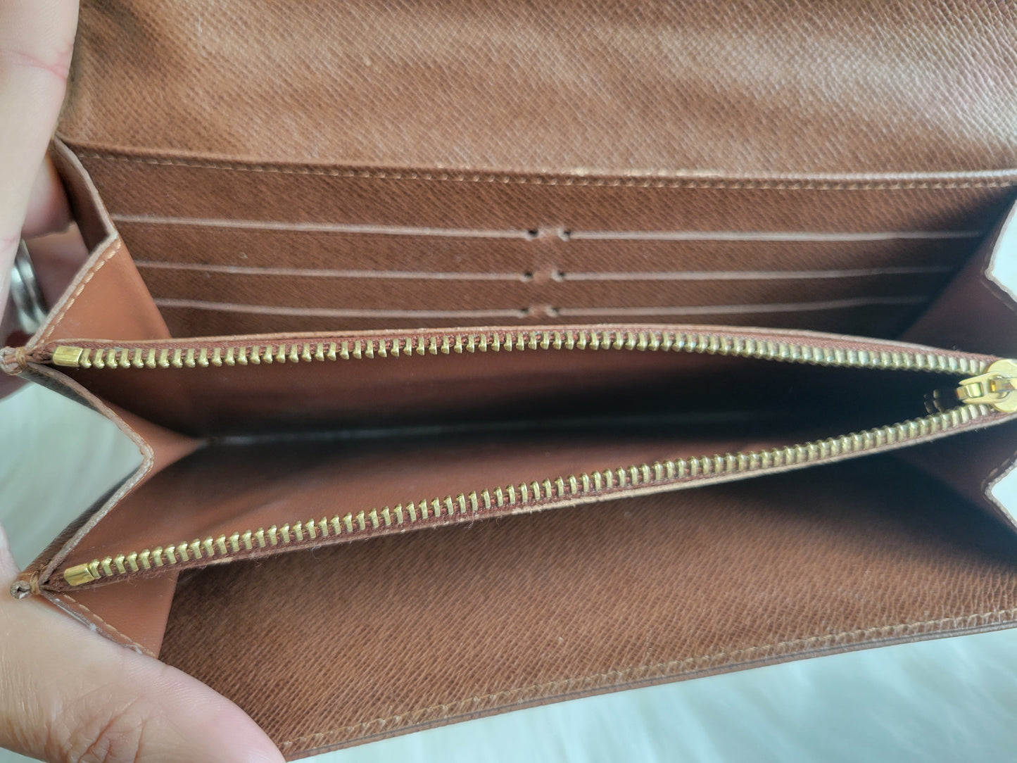 Louis Vuitton Sarah Monogram Etoile Wallet
