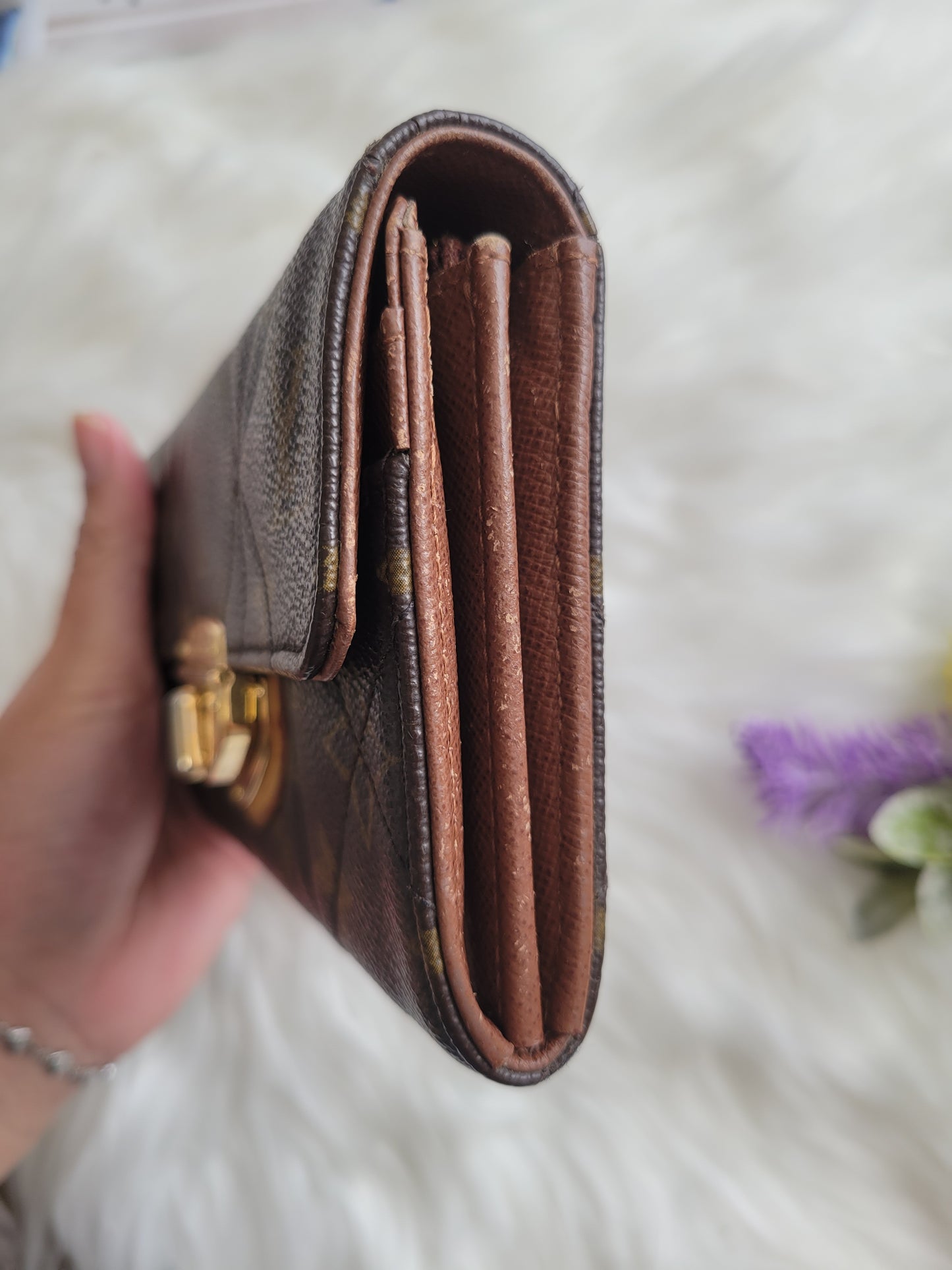 Louis Vuitton Sarah Monogram Etoile Wallet