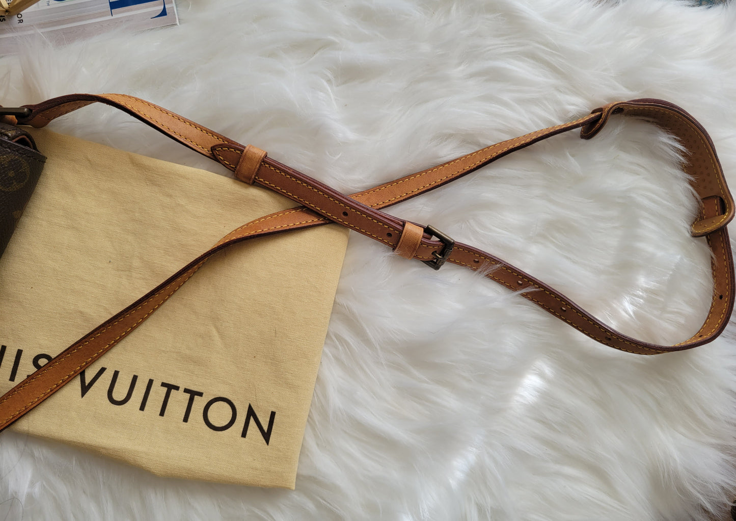 Louis Vuitton Vintage Chantilly PM Purse