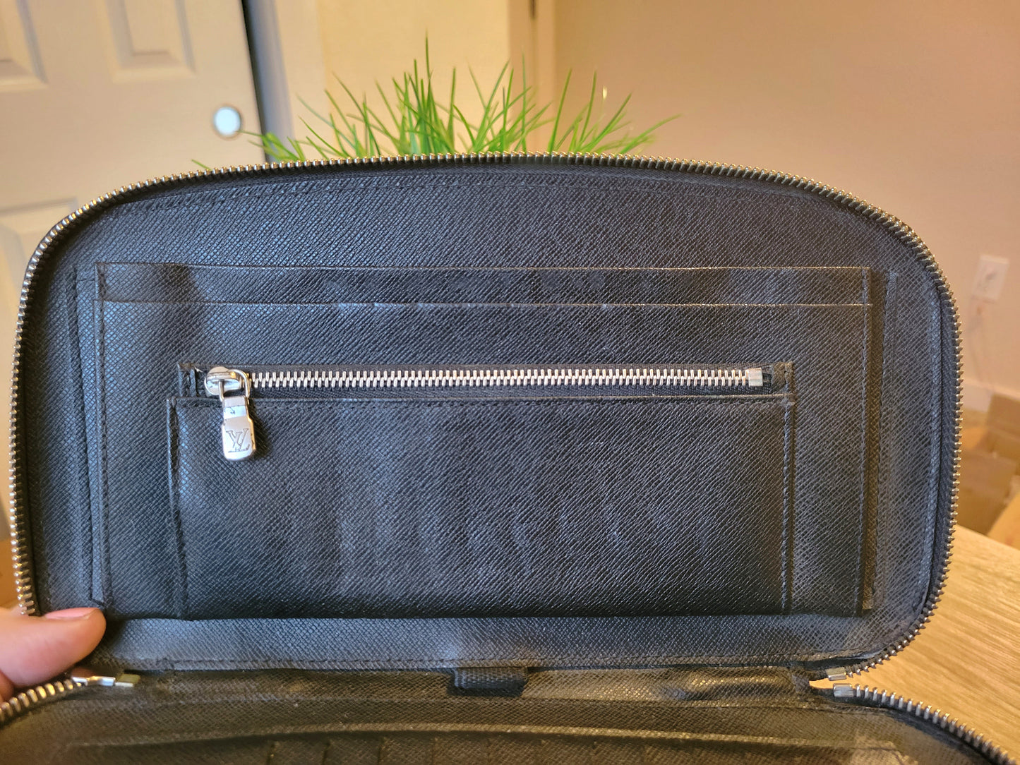 Louis Vuitton Taiga Atoll Travel Organizer