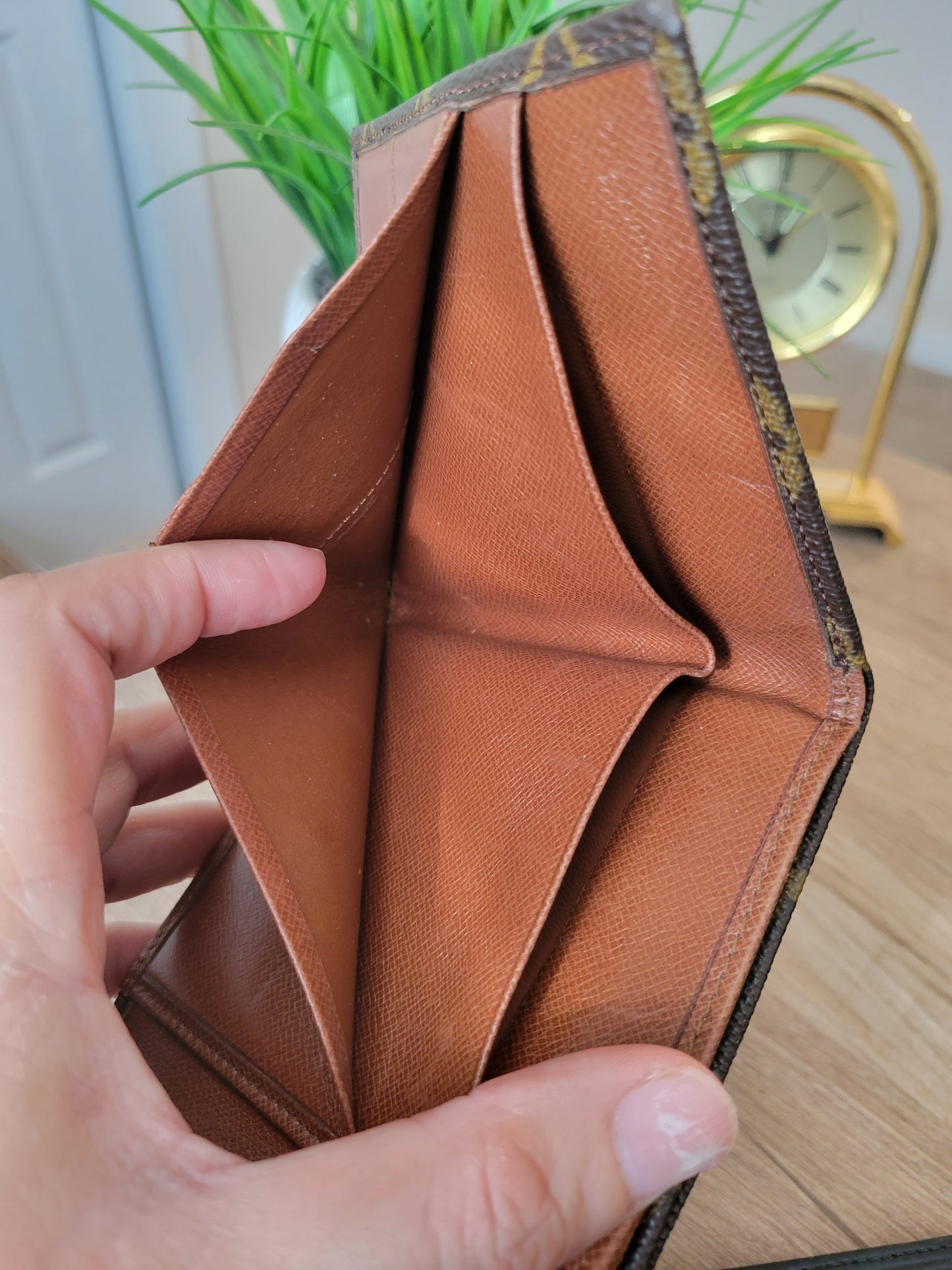 Vintage Louis Vuitton Monogram Portefeiulle Elise Trifold Wallet