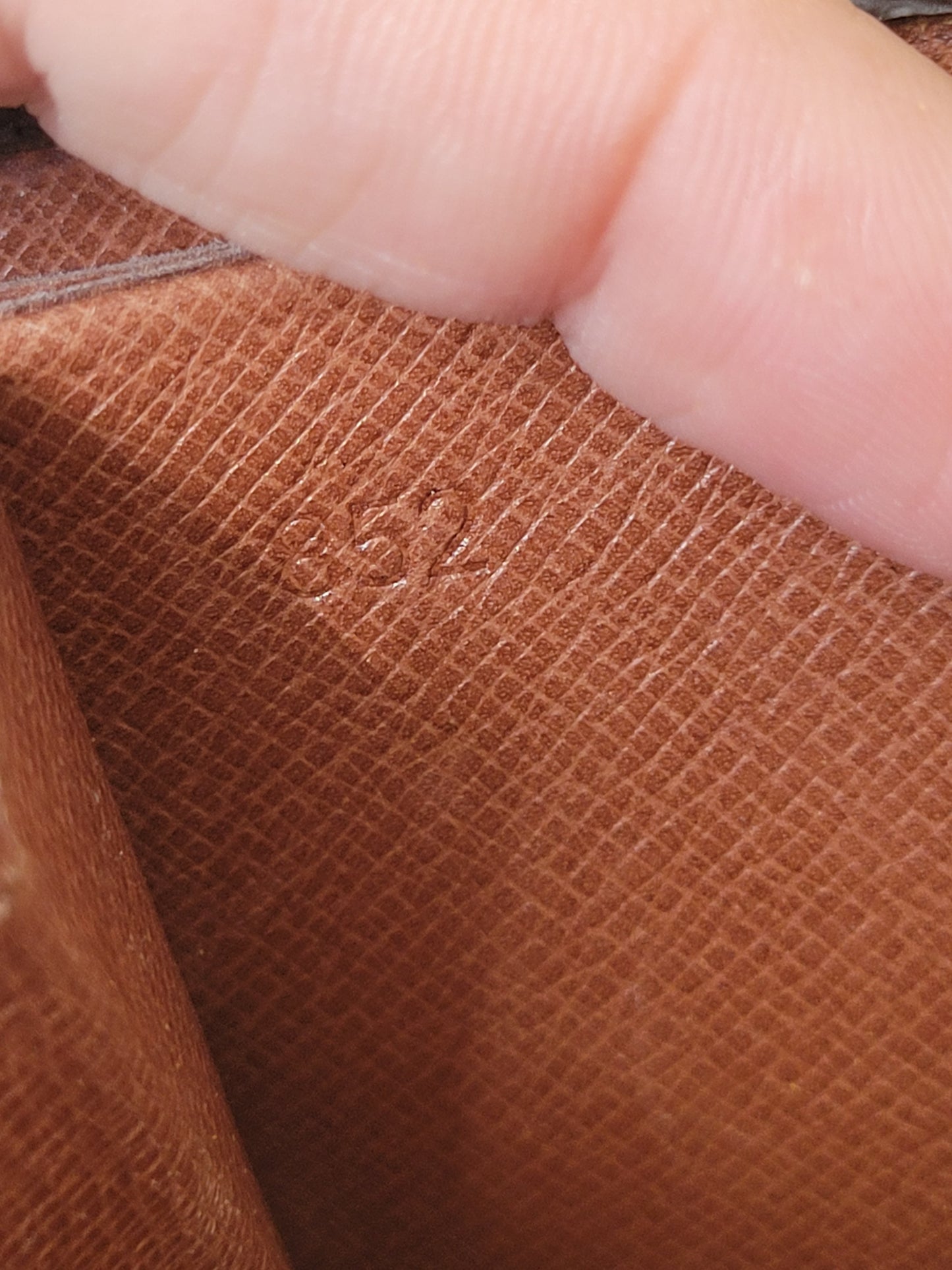 Vintage Louis Vuitton Monogram Portefeiulle Elise Trifold Wallet