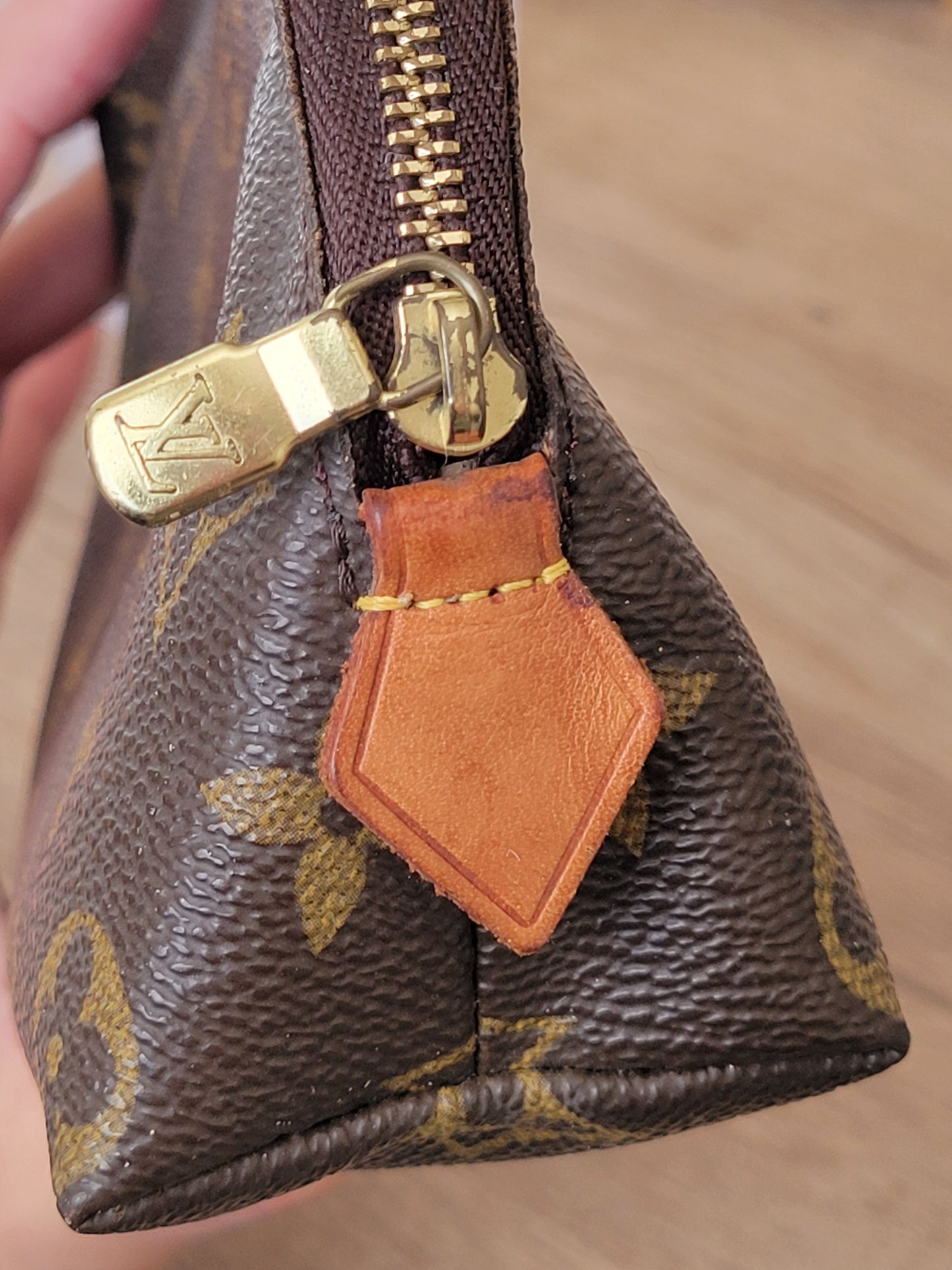 Louis Vuitton Monogram Pochette Cosmetic Bag Pouch