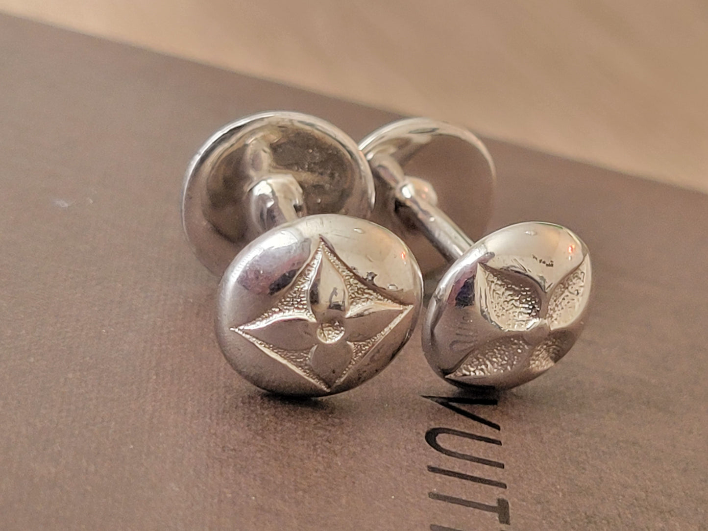 Louis Vuitton Bouton De Manchette Sterling Silver Cufflinks & Case