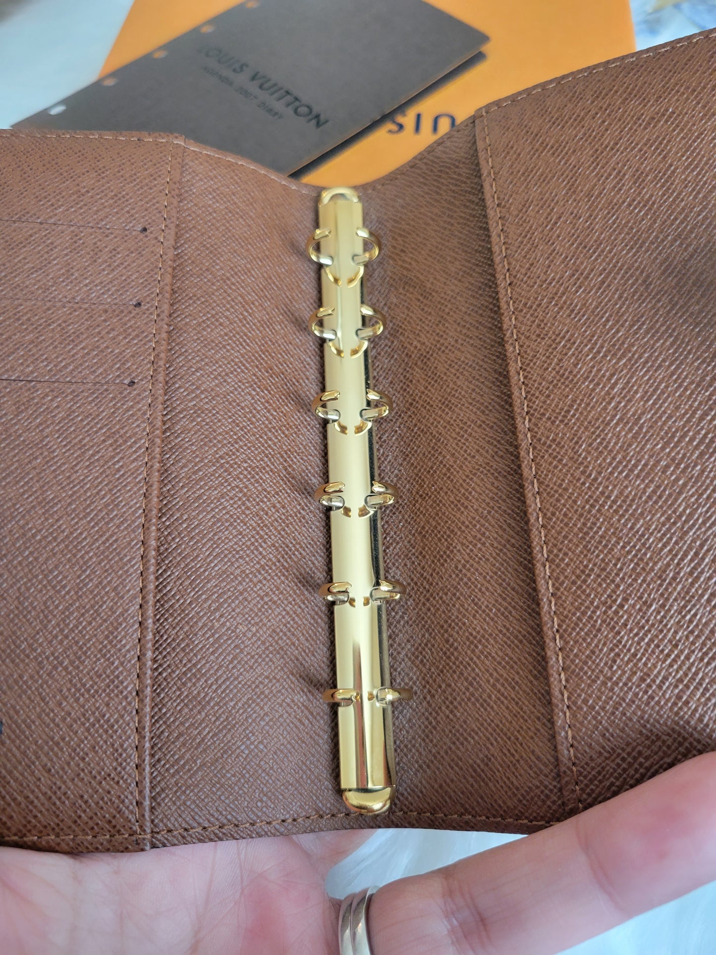 LIKE NEW Louis Vuitton Monogram Small Ring Agenda PM