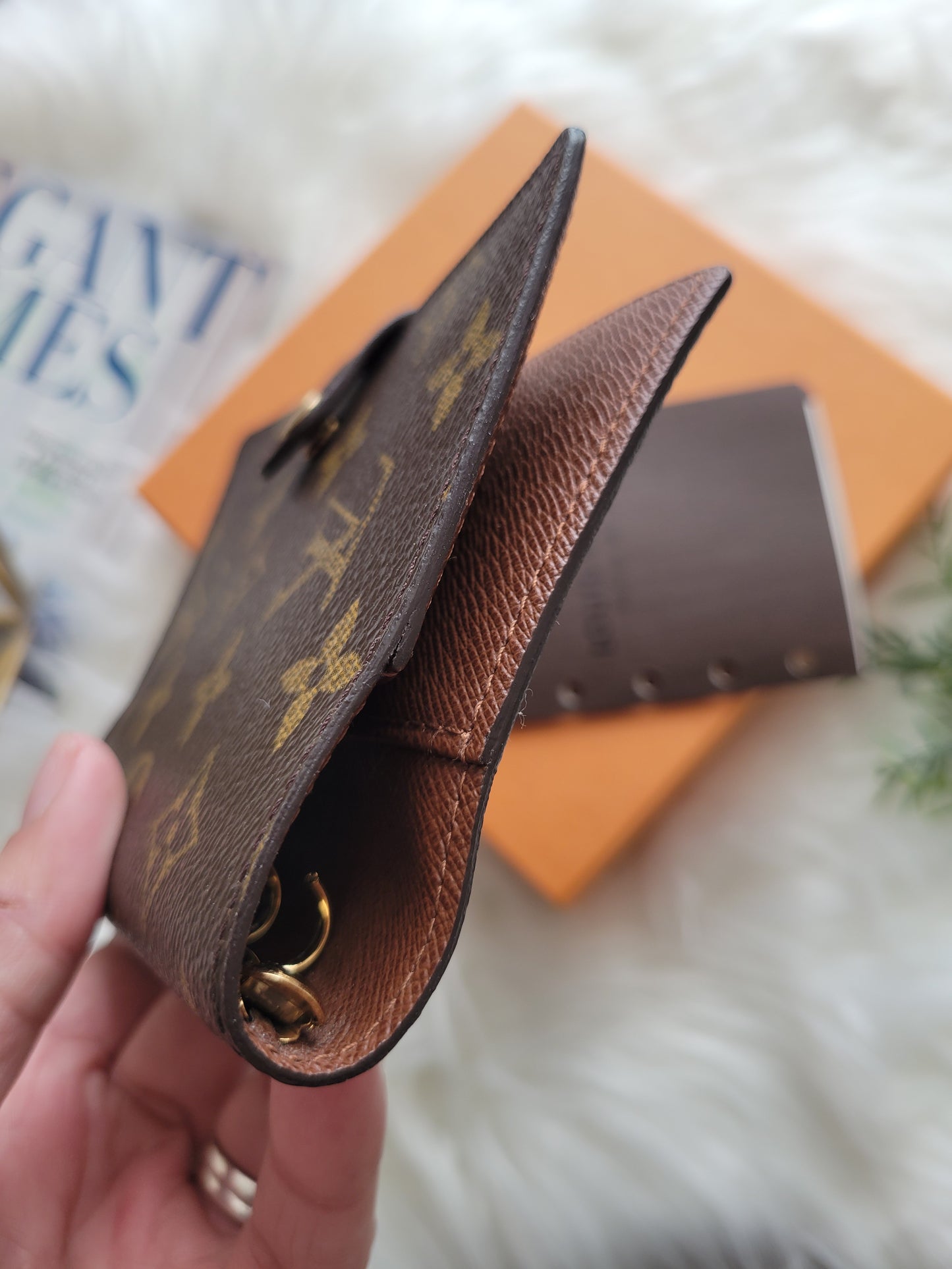 LIKE NEW Louis Vuitton Monogram Small Ring Agenda PM
