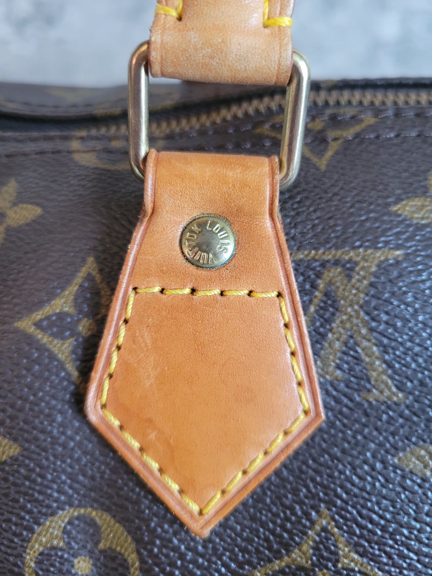 Louis Vuitton Monogram Speedy 35
