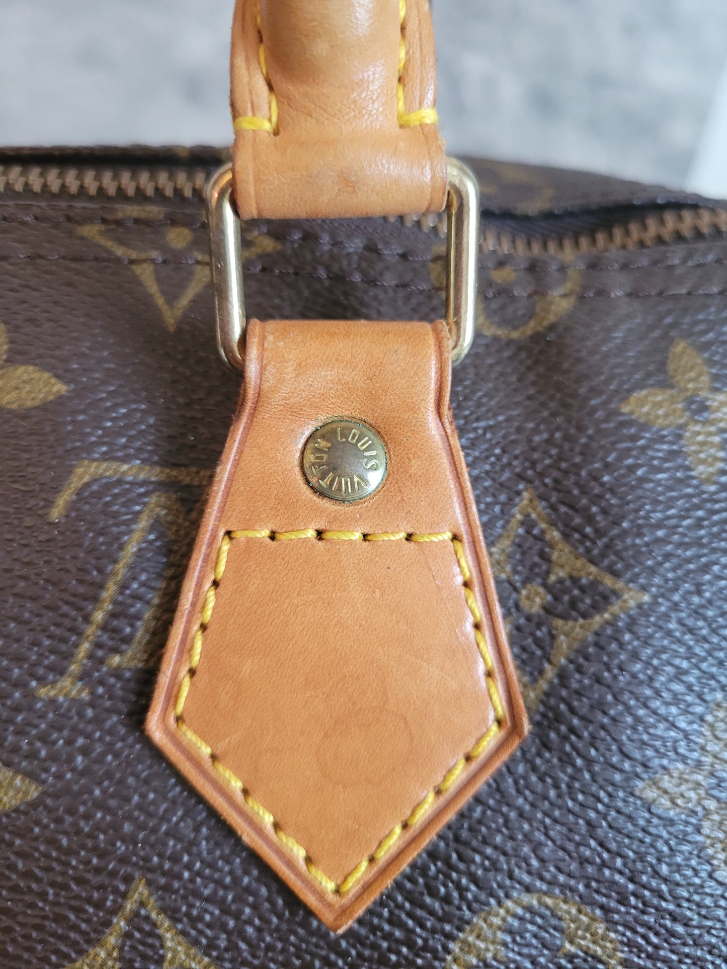 Louis Vuitton Monogram Speedy 35