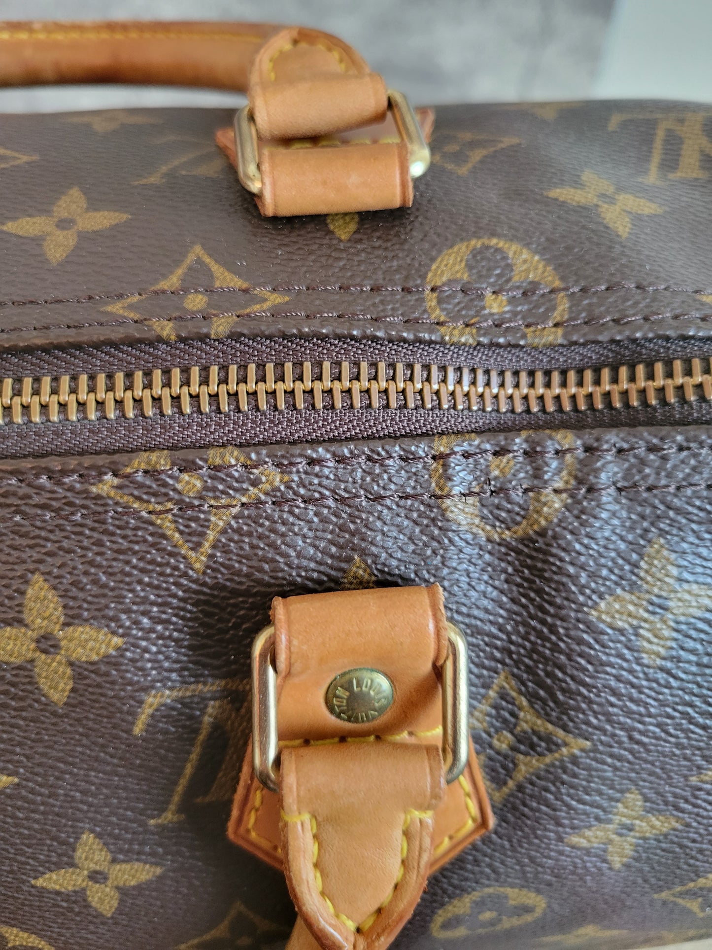 Louis Vuitton Monogram Speedy 35