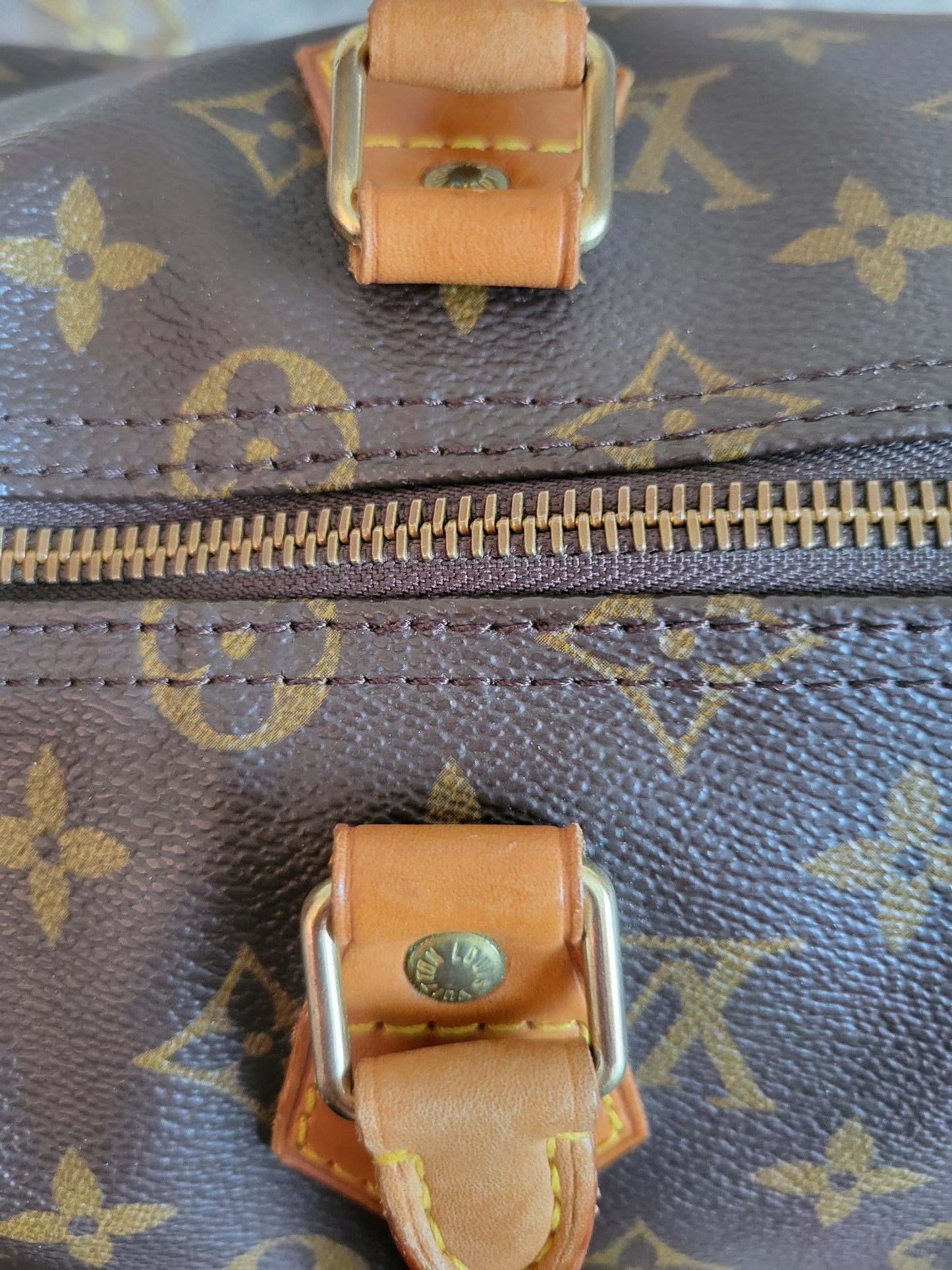 Louis Vuitton Monogram Speedy 35