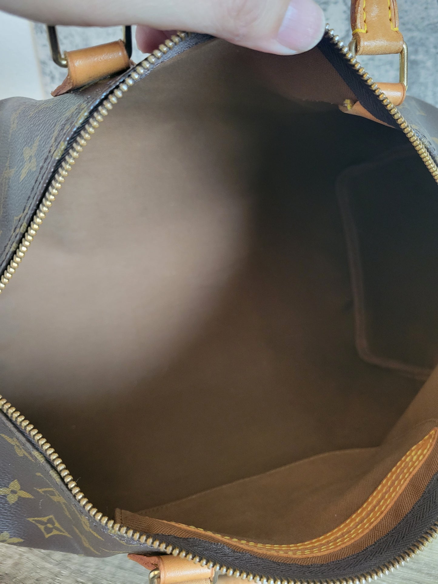 Louis Vuitton Monogram Speedy 35