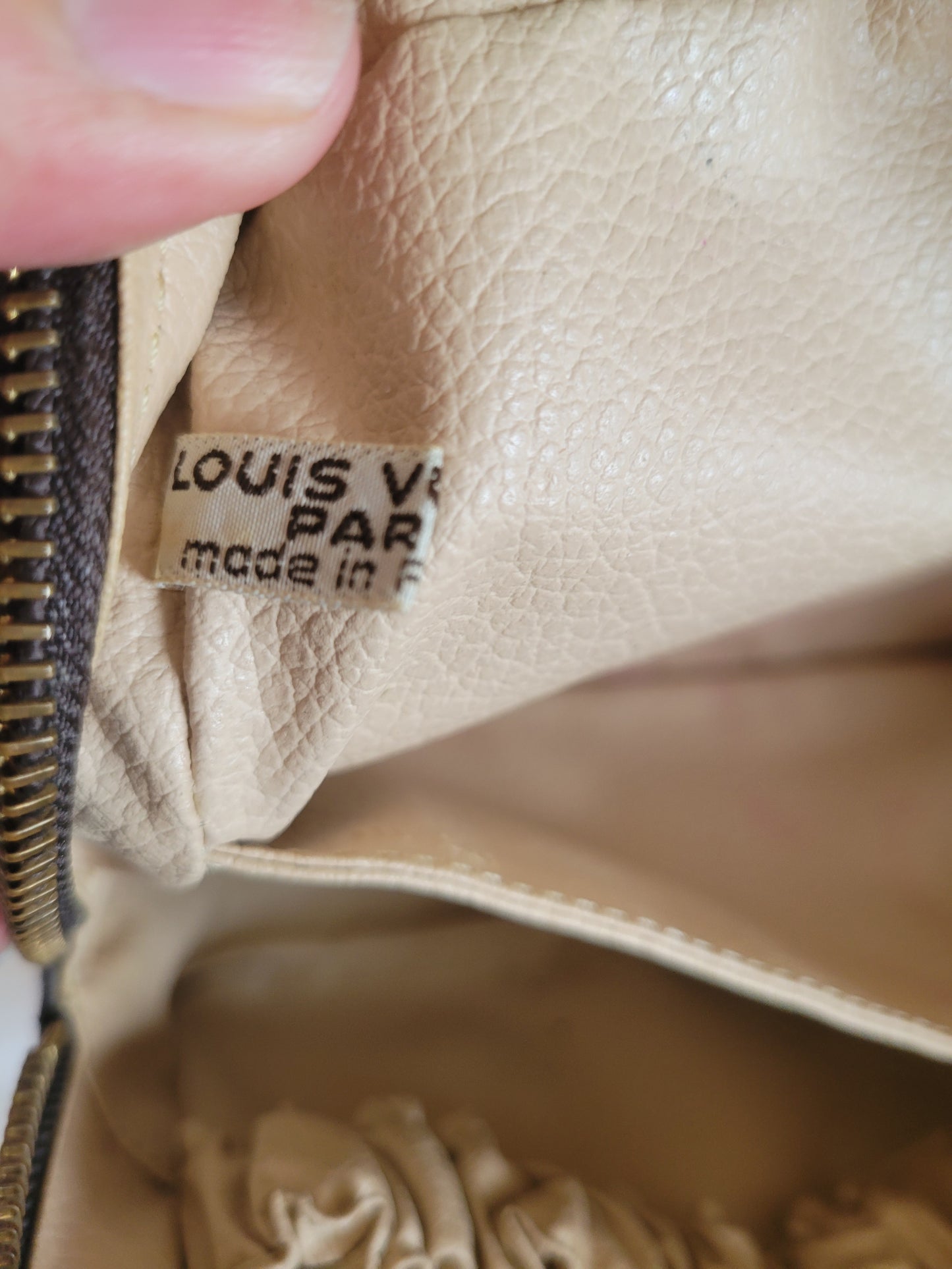 Louis Vuitton Monogram Trousse Toilette 23 Toiletry Bag