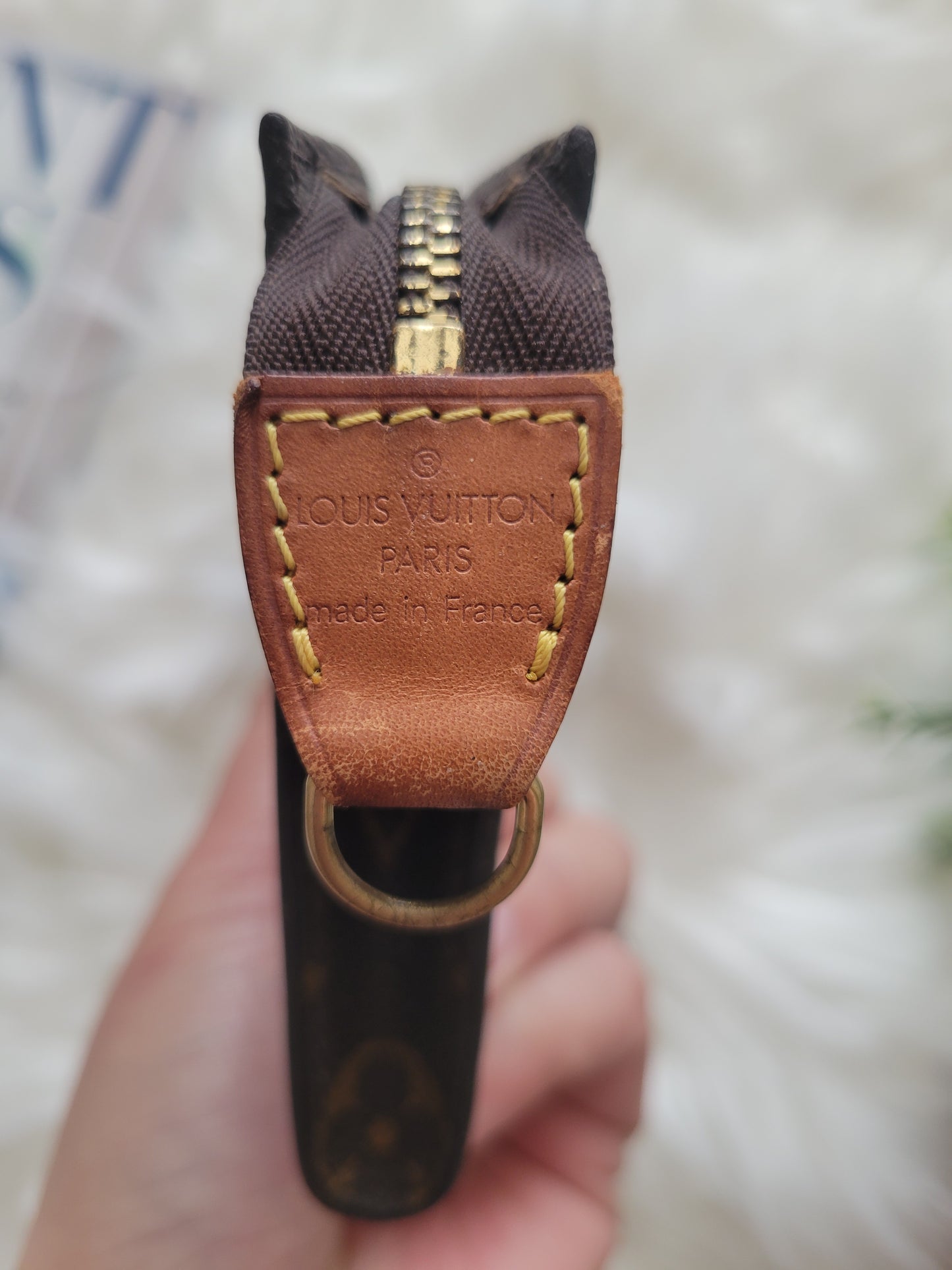 Louis Vuitton Bucket PM Pouch