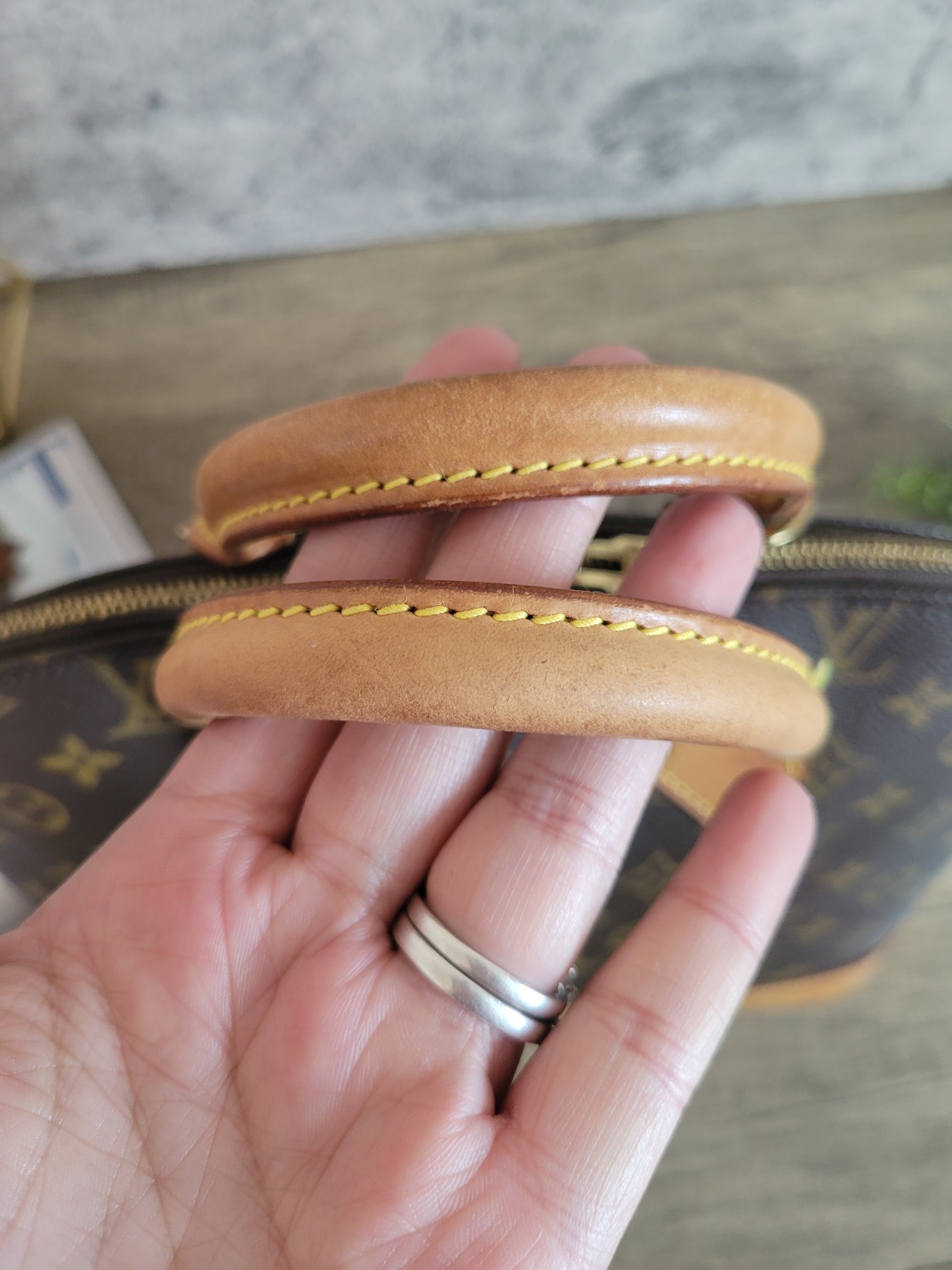 Louis Vuitton Alma PM