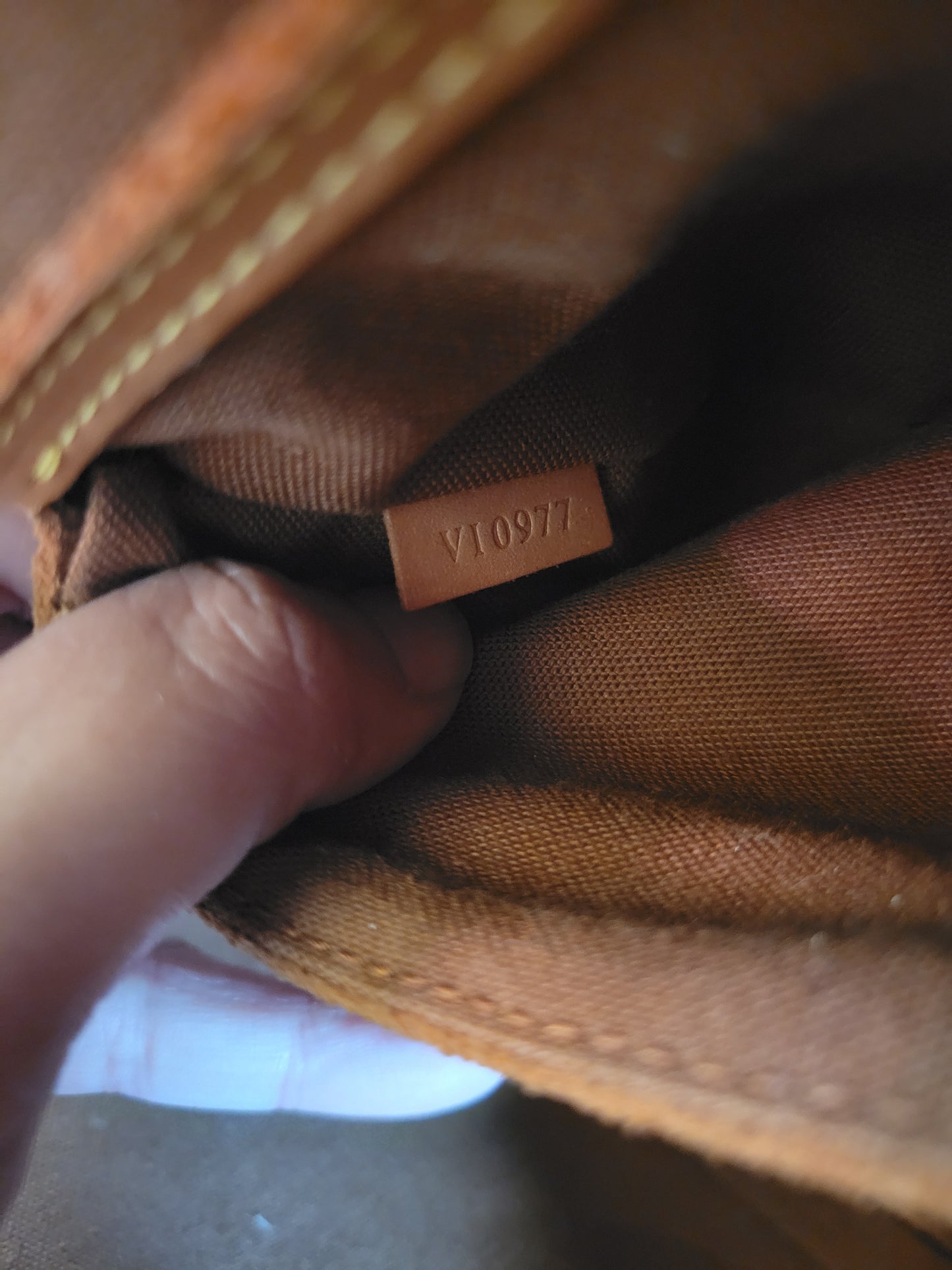 Louis Vuitton Alma PM