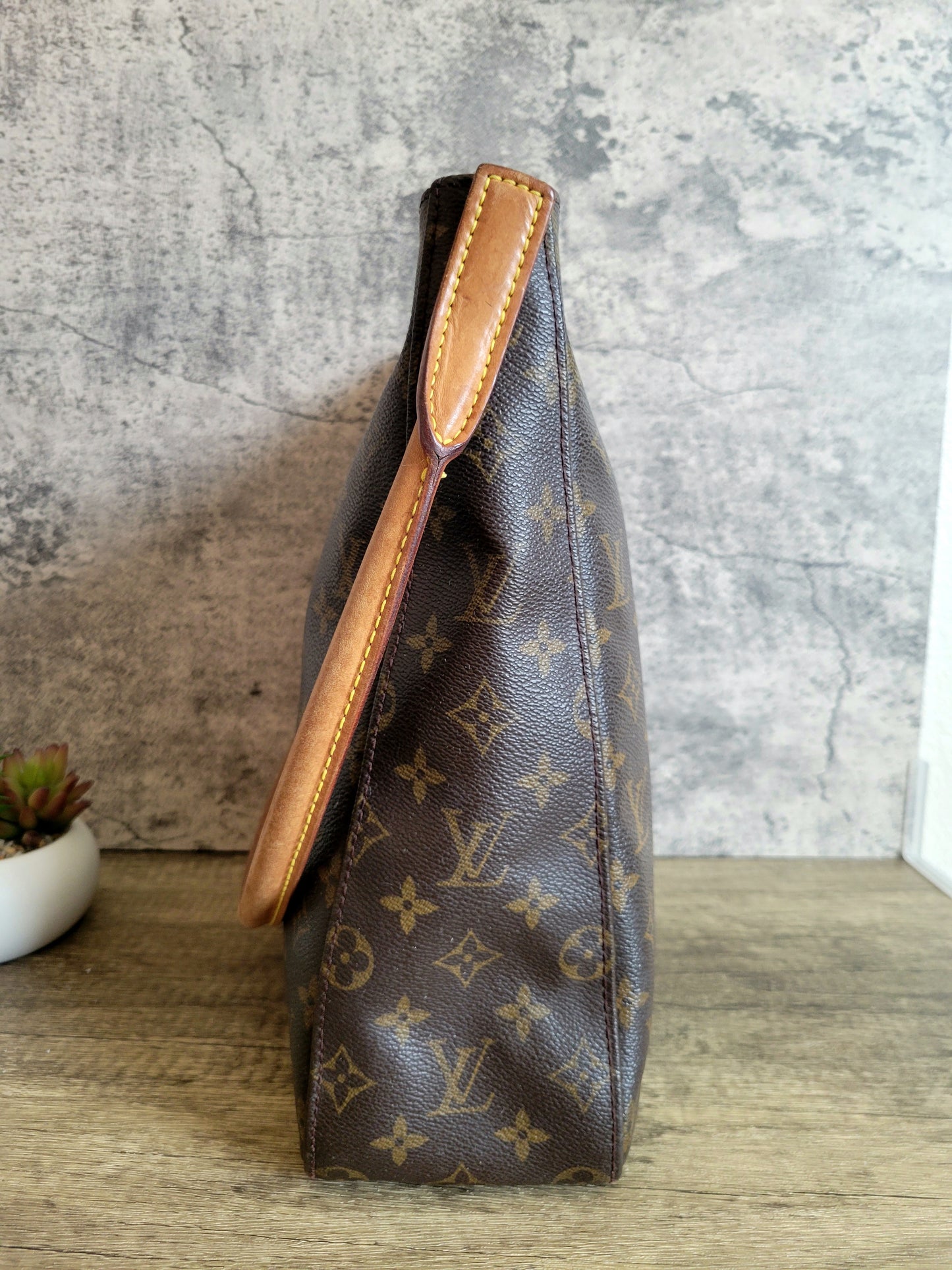 Louis Vuitton Looping GM Tote