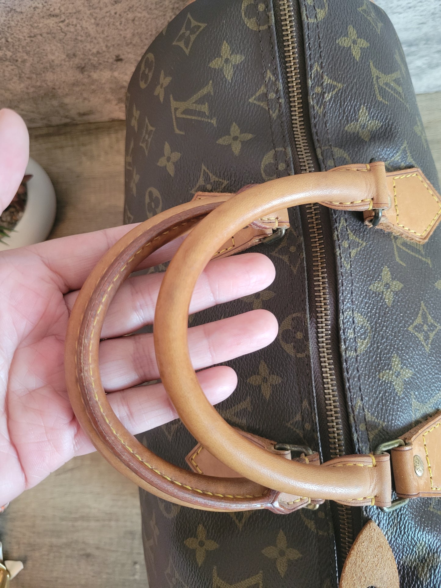 Louis Vuitton Monogram Speedy 35