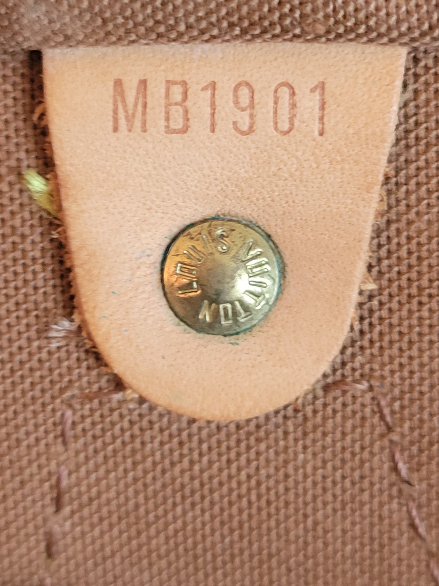 Louis Vuitton Monogram Speedy 35