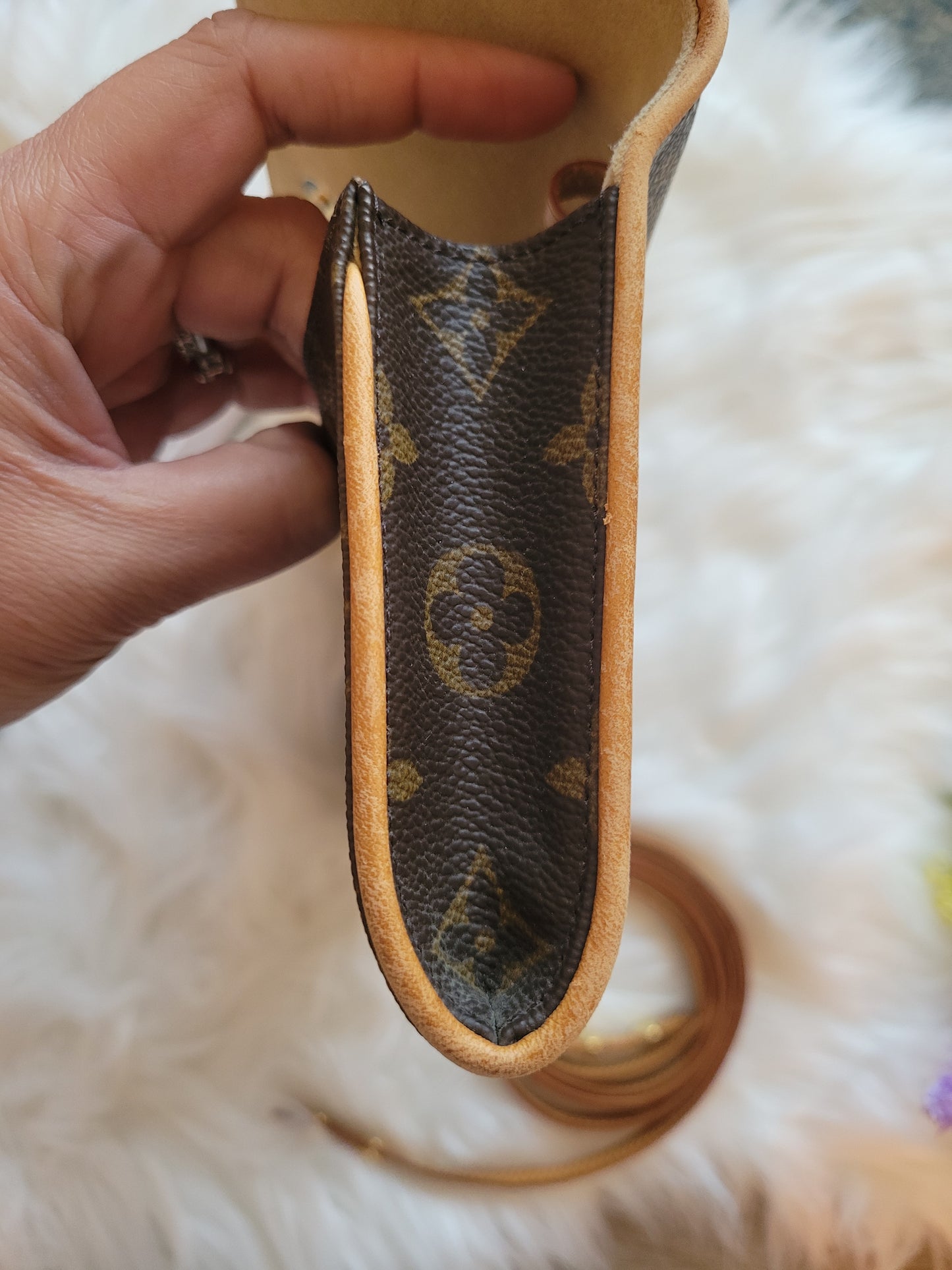 Louis Vuitton Pochette Twin GM Crossbody Shoulder Bag