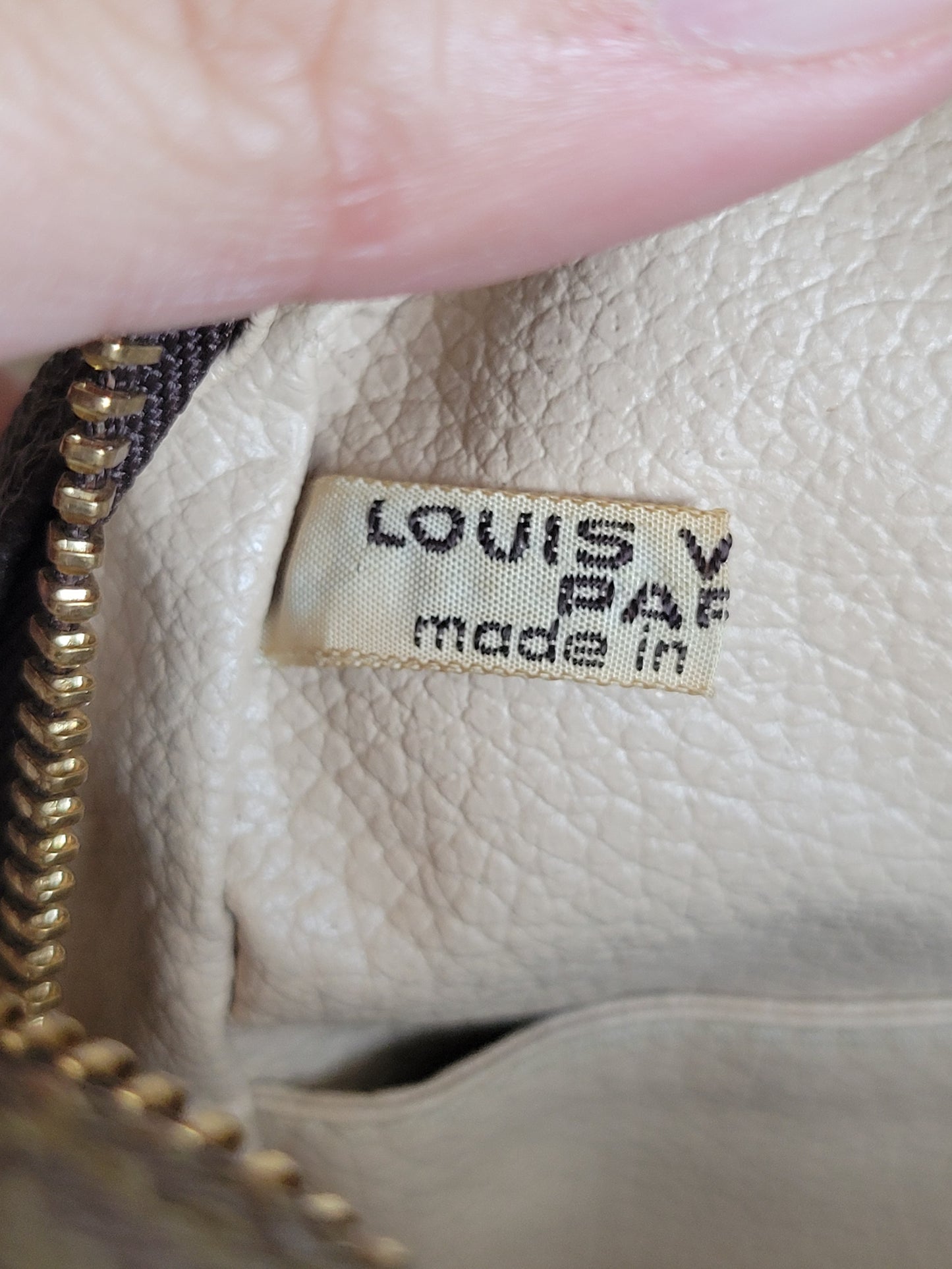 Louis Vuitton Monogram Trousse Toilette 28 Toiletry Bag