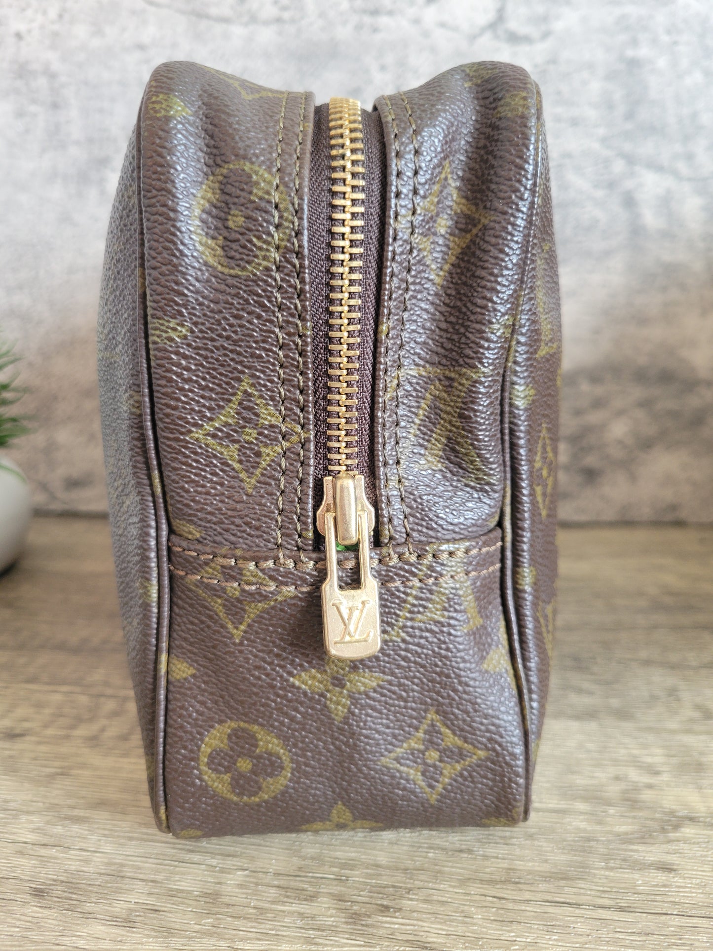 Louis Vuitton Monogram Trousse Toilette 28 Toiletry Bag
