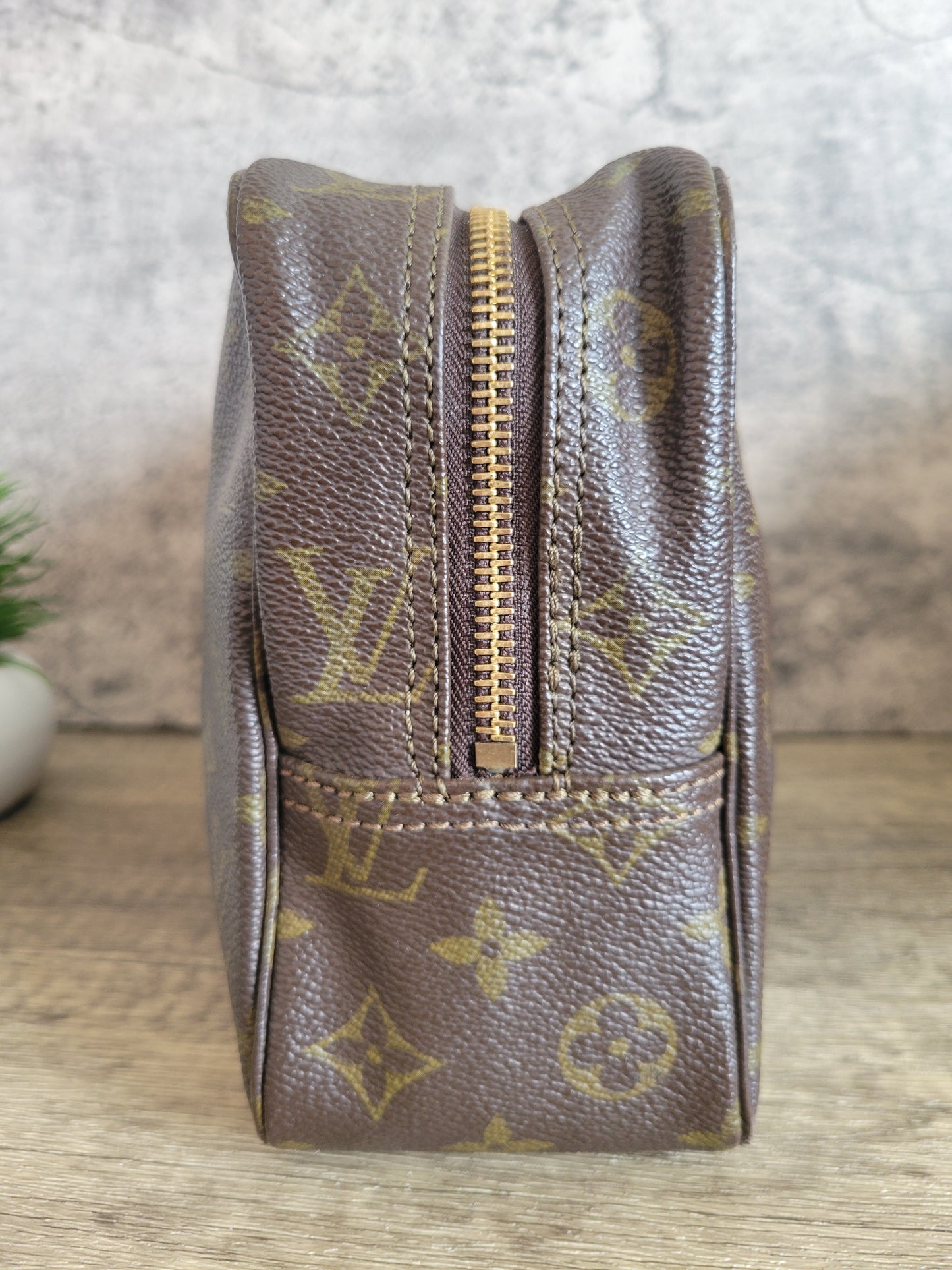 Louis Vuitton Monogram Trousse Toilette 28 Toiletry Bag