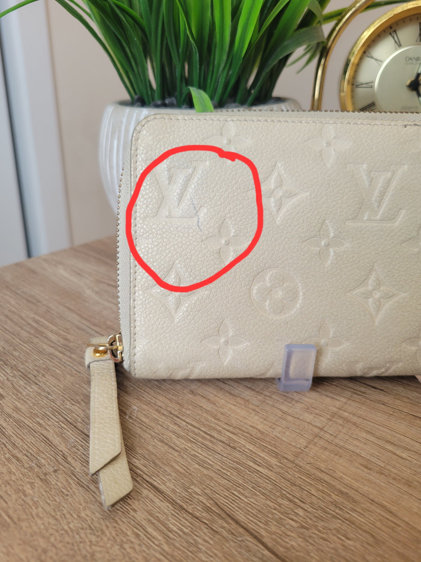 Louis Vuitton Empreinte Leather Long Wallet