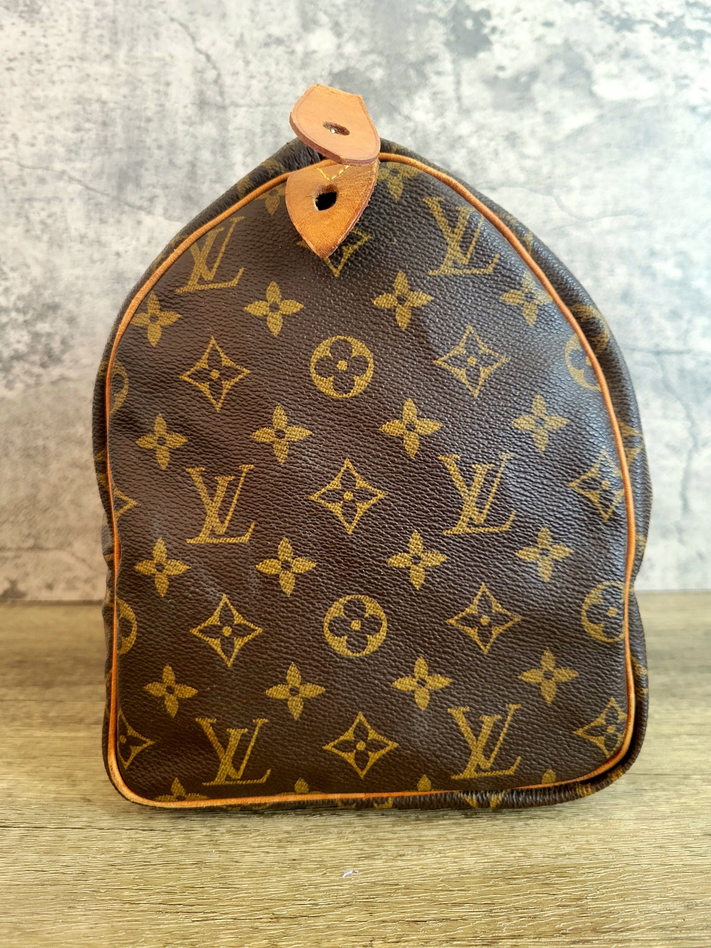 Louis Vuitton Monogram Speedy 30