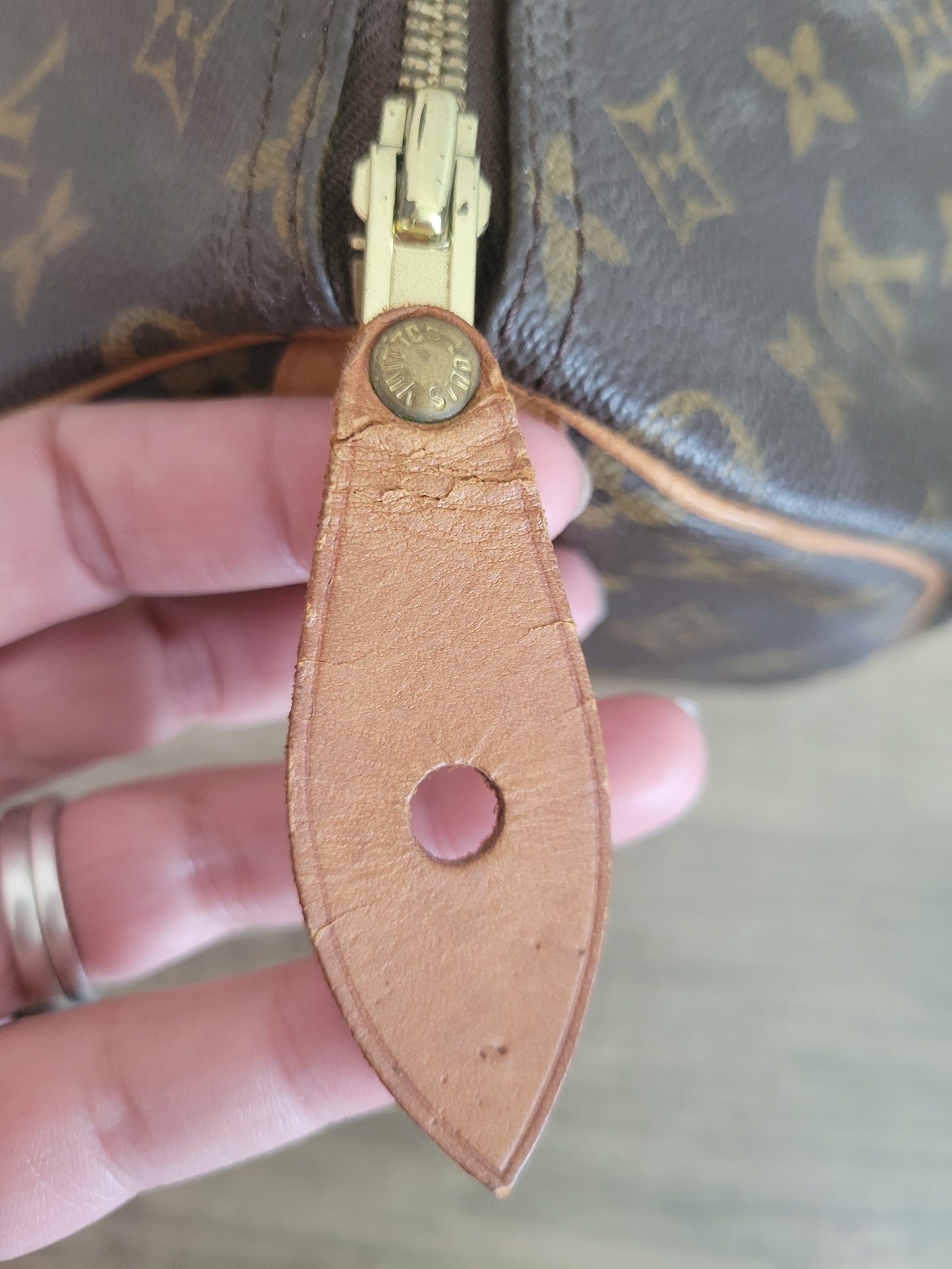 Louis Vuitton Monogram Speedy 30