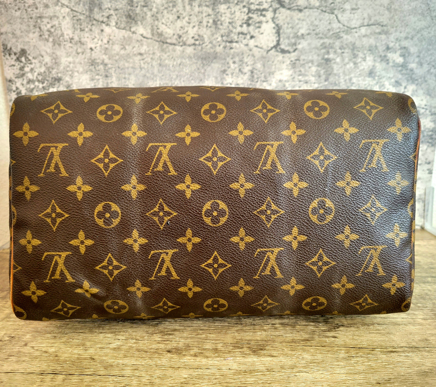 Louis Vuitton Monogram Speedy 30
