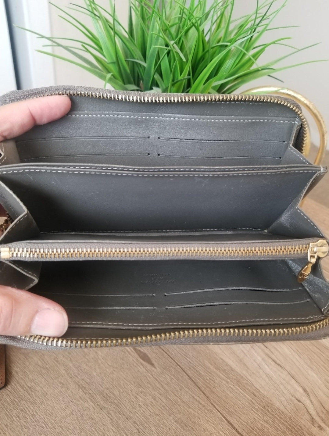 Louis Vuitton Vernis Zippy Long Wallet