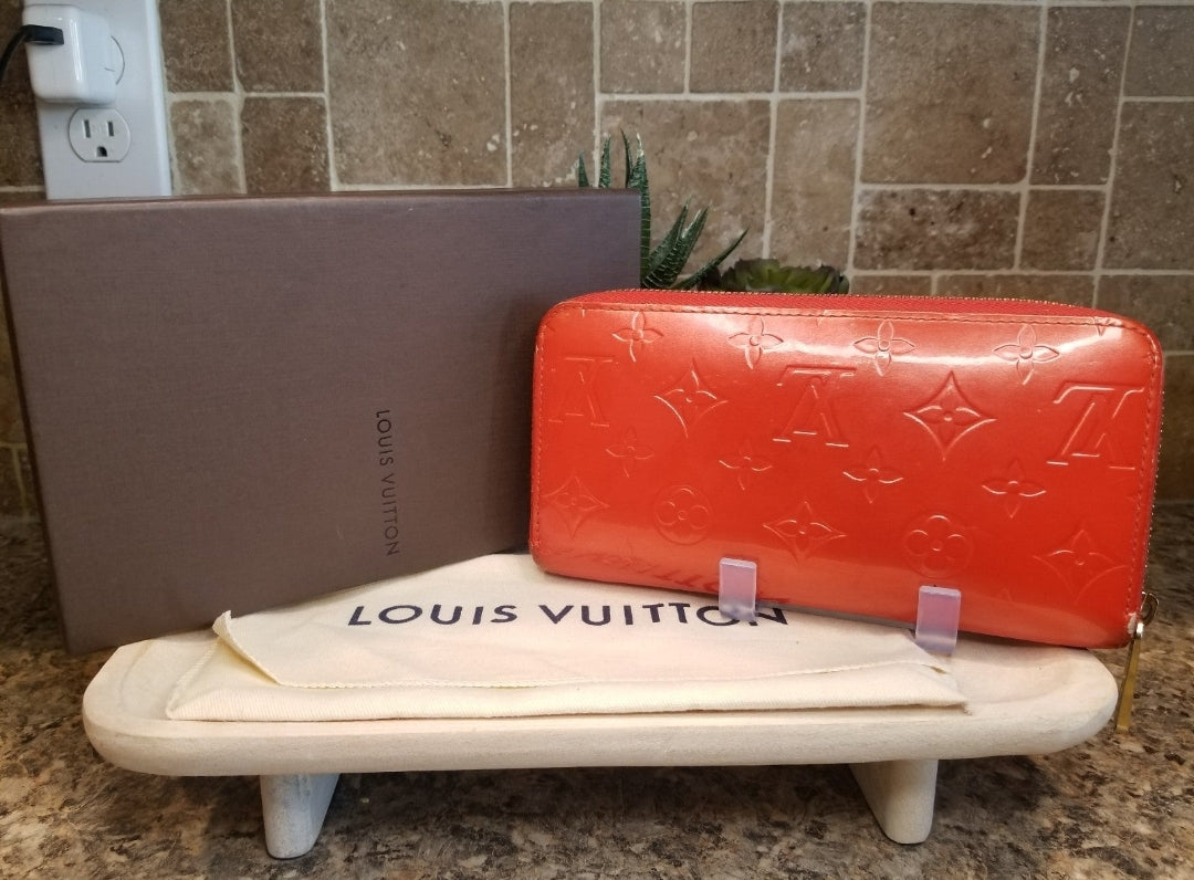 Louis Vuitton Vernis Orange Sunset Zippy Long Wallet